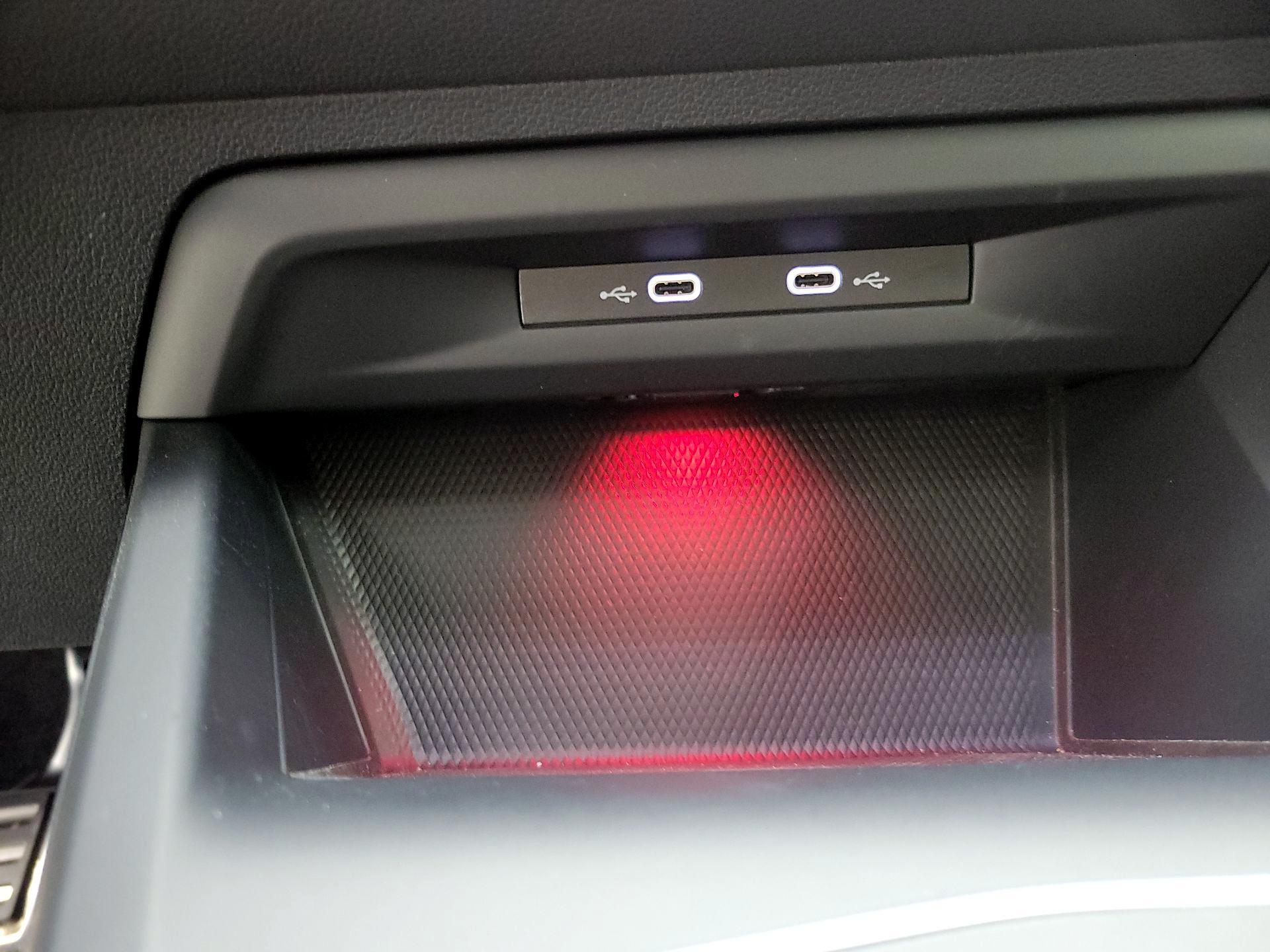 Thumbnail: 2022 Volkswagen Golf - 19