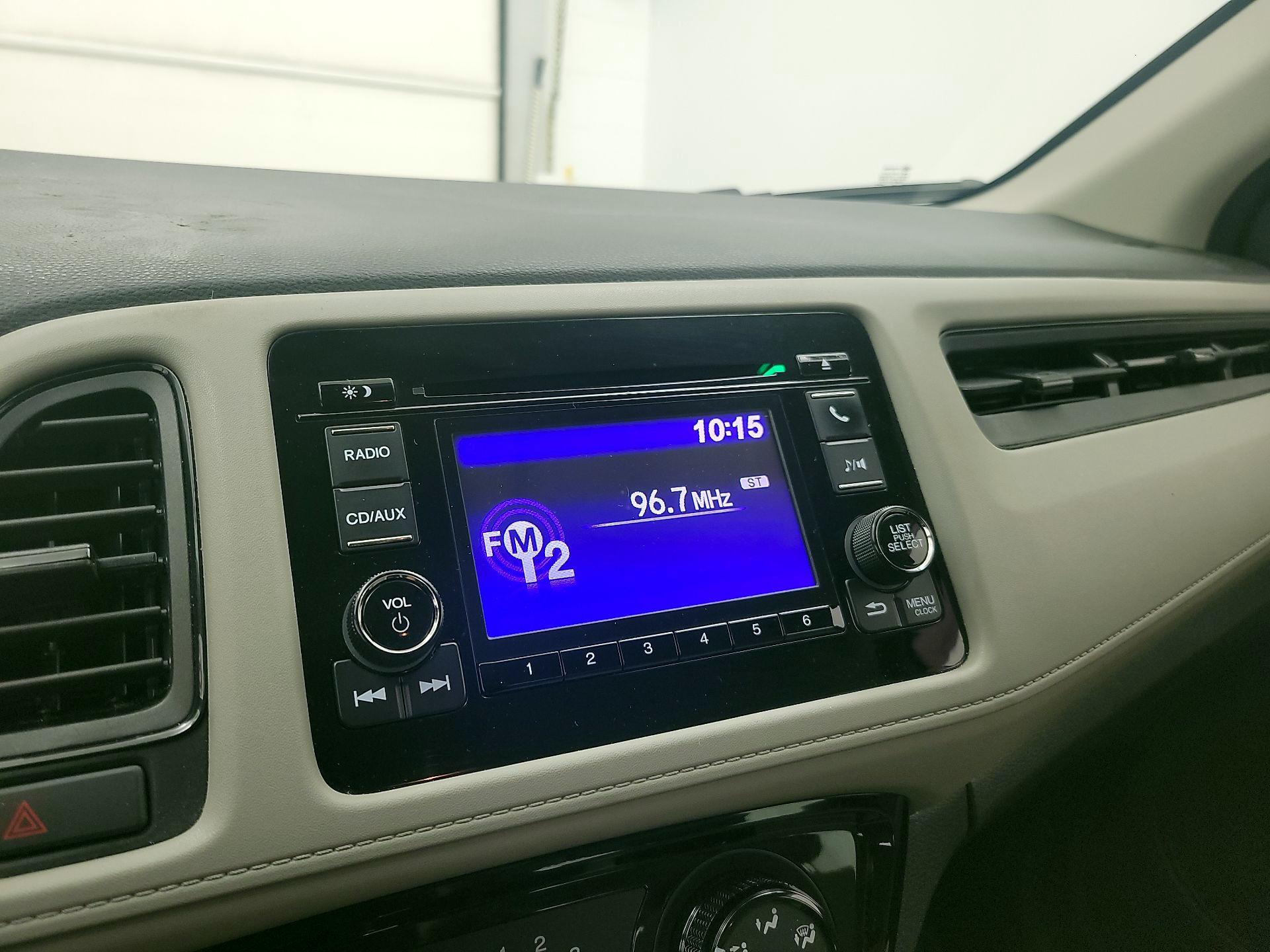 Thumbnail: 2016 Honda HR-V - 14