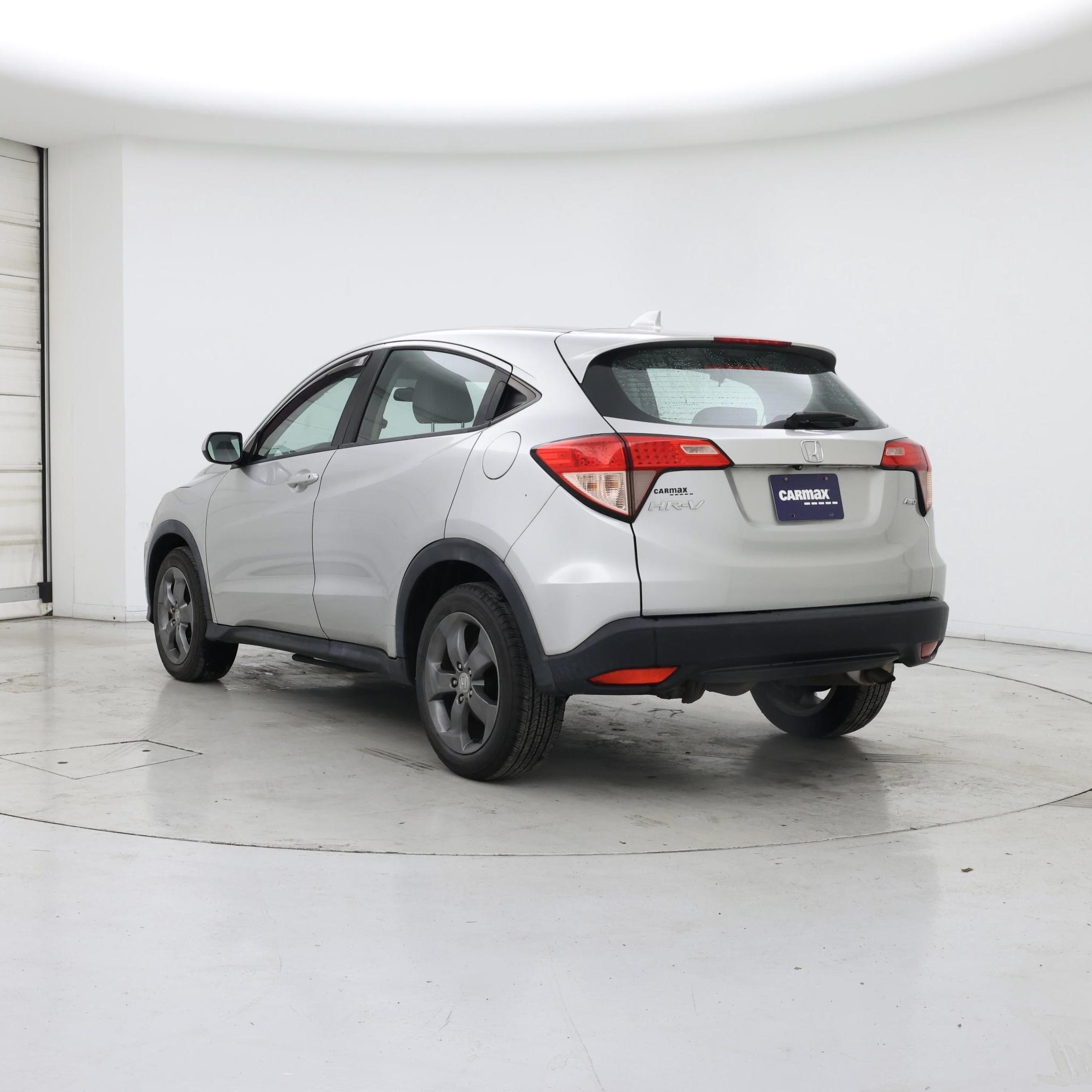 Thumbnail: 2016 Honda HR-V - 2