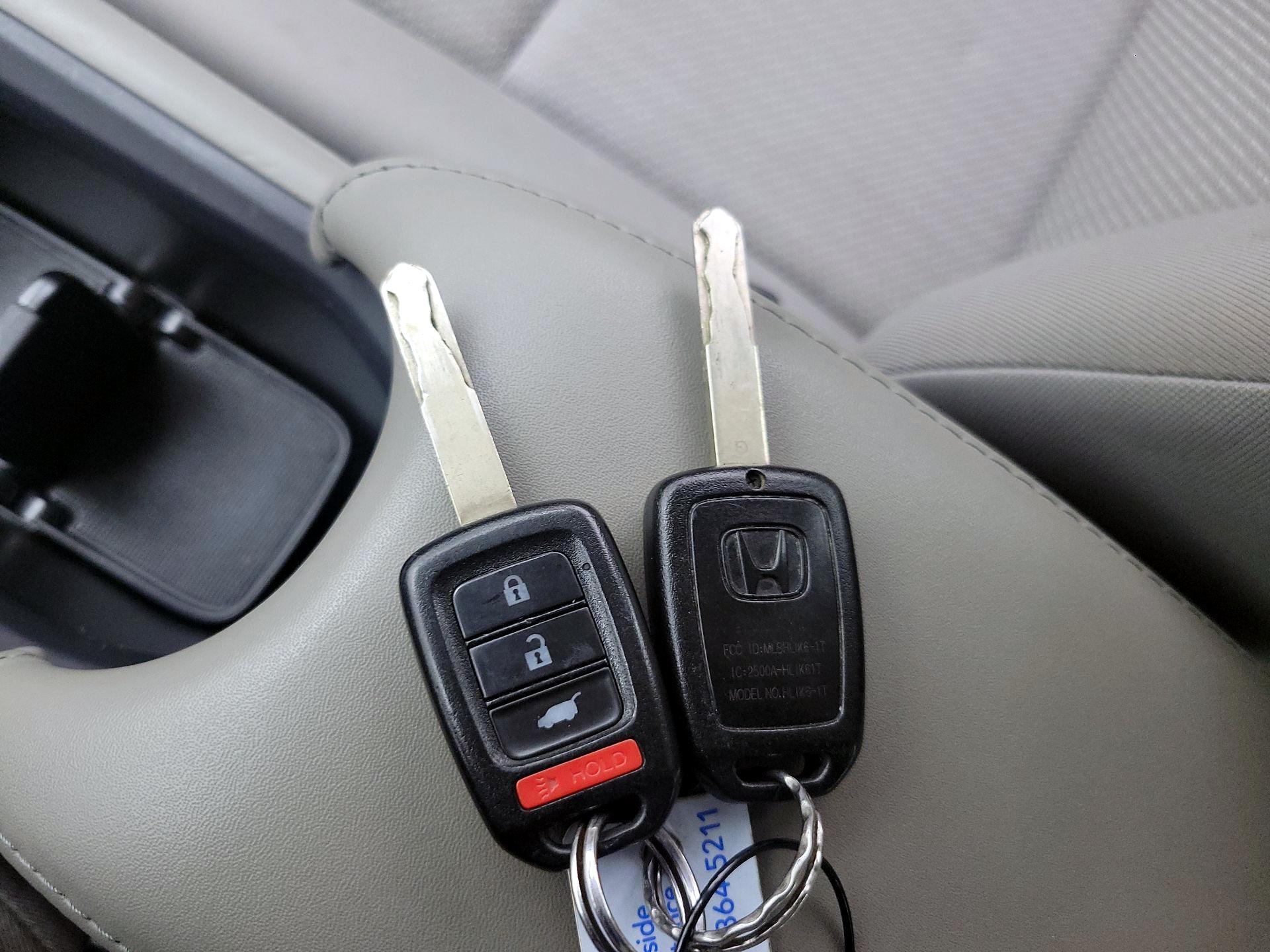 Thumbnail: 2016 Honda HR-V - 20