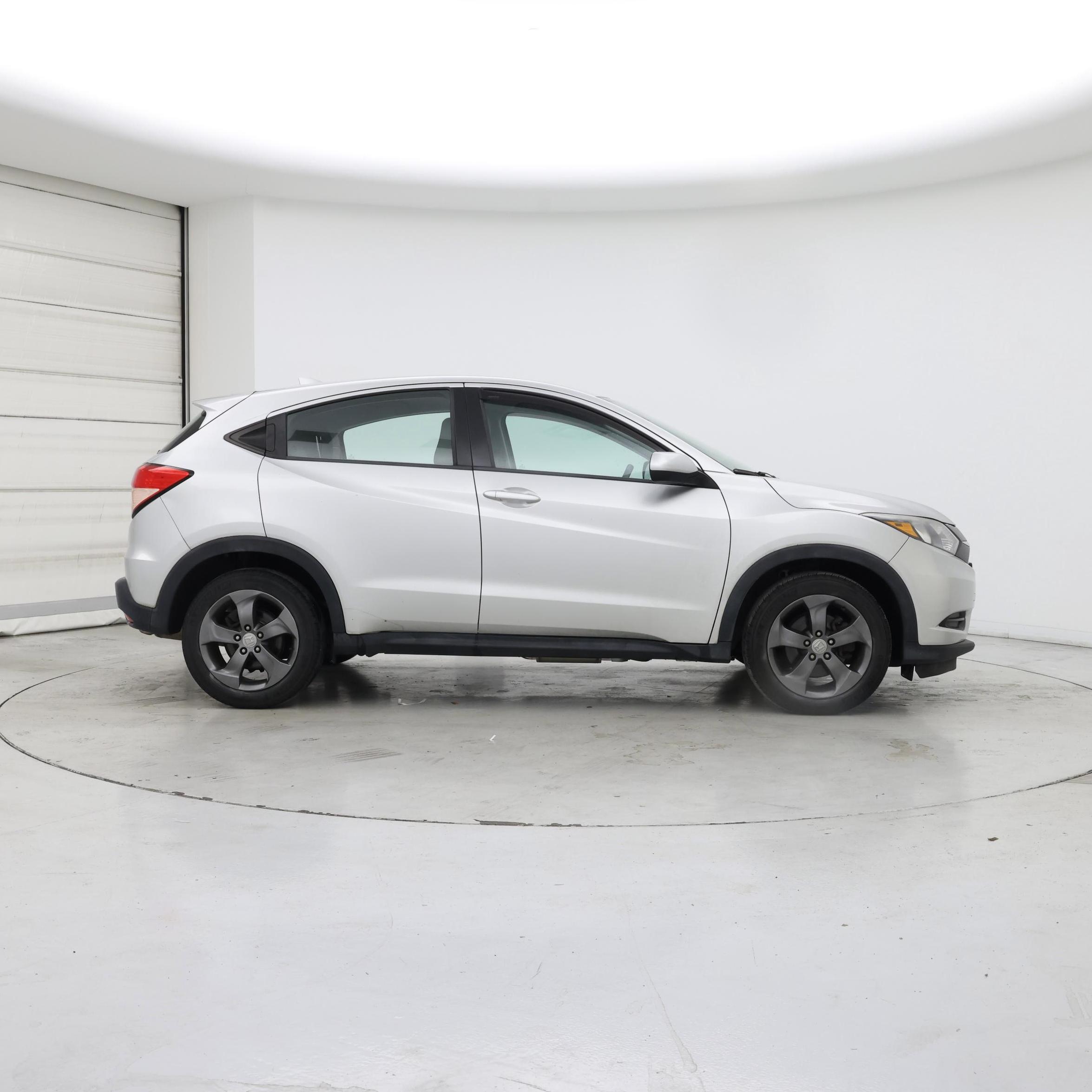 Thumbnail: 2016 Honda HR-V - 7