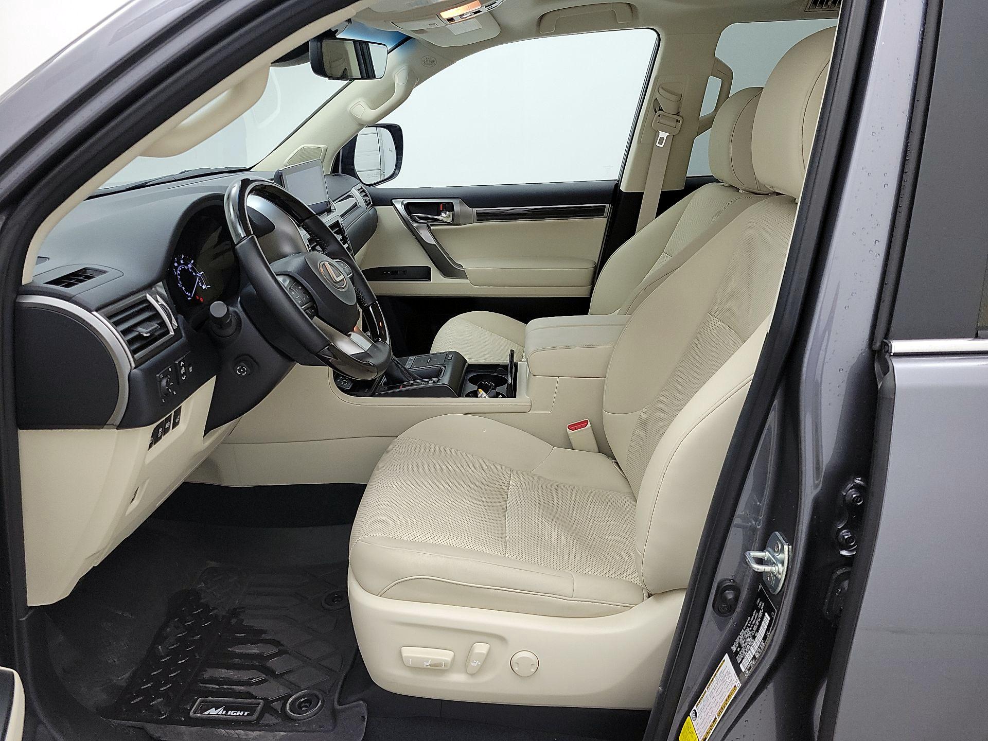 Thumbnail: 2023 Lexus GX - 11