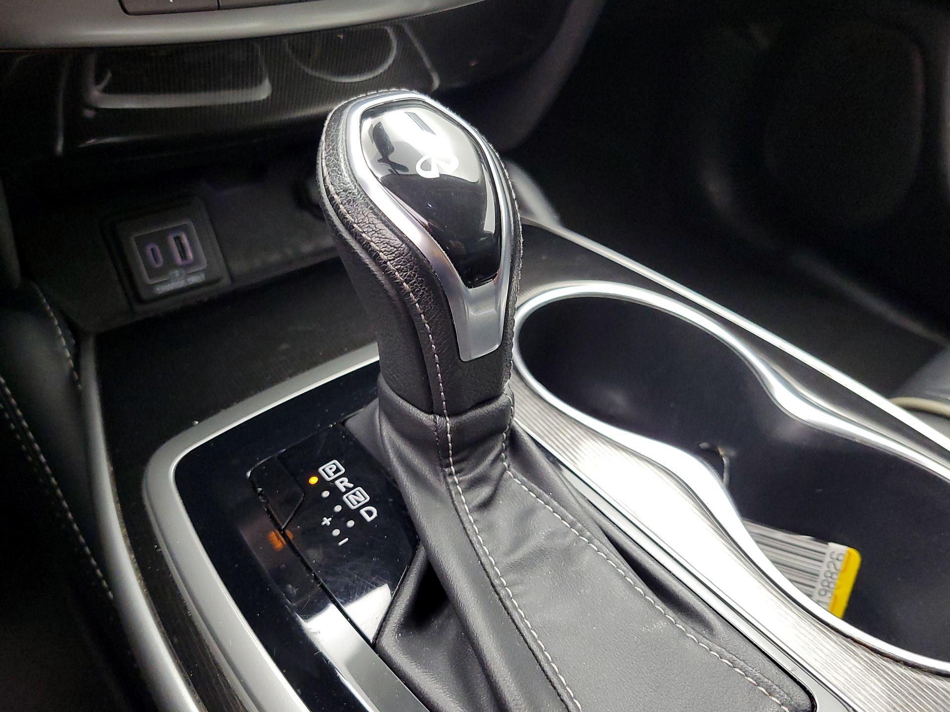 Thumbnail: 2019 INFINITI QX60 - 18