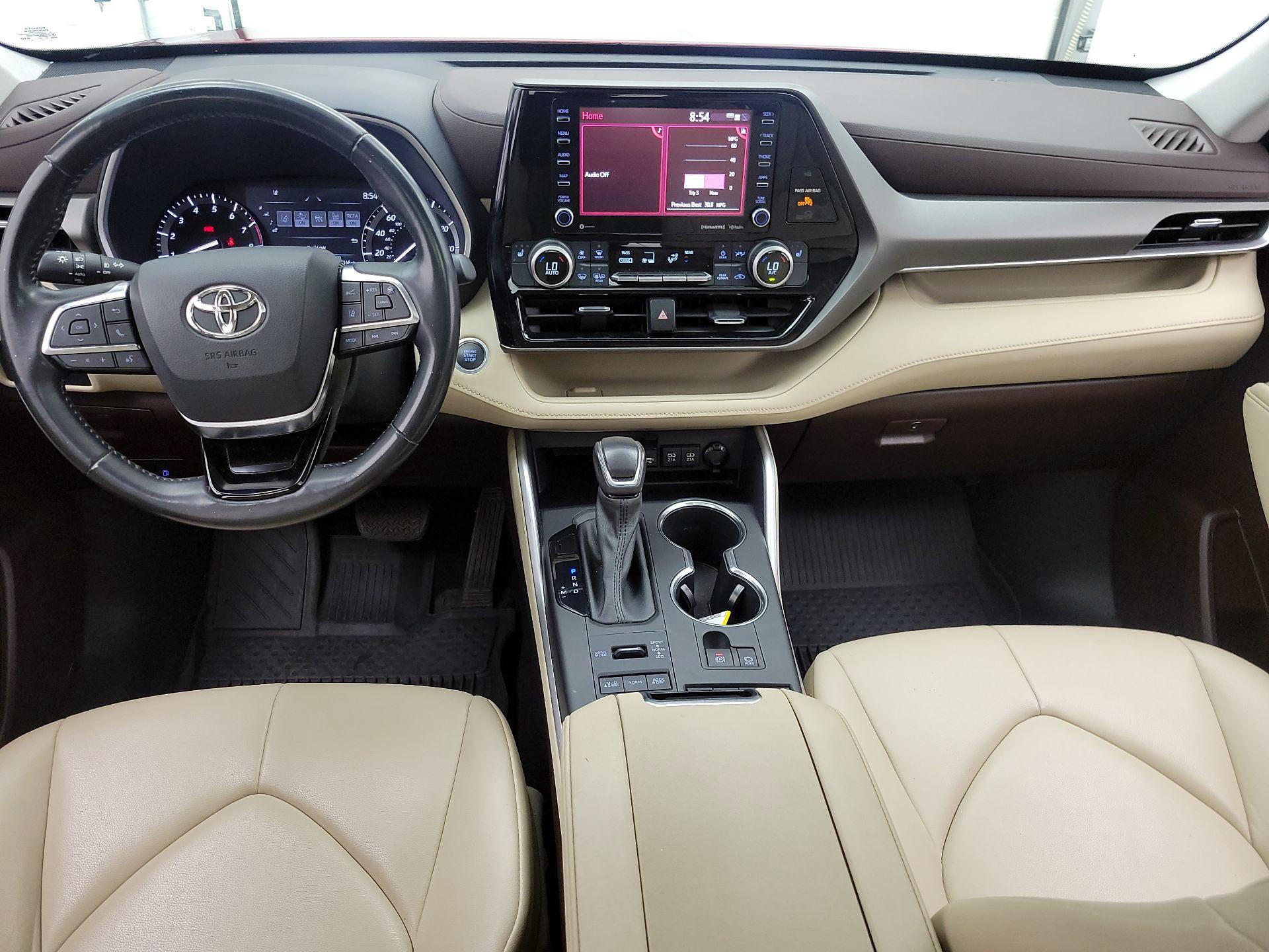 Thumbnail: 2021 Toyota Highlander - 9