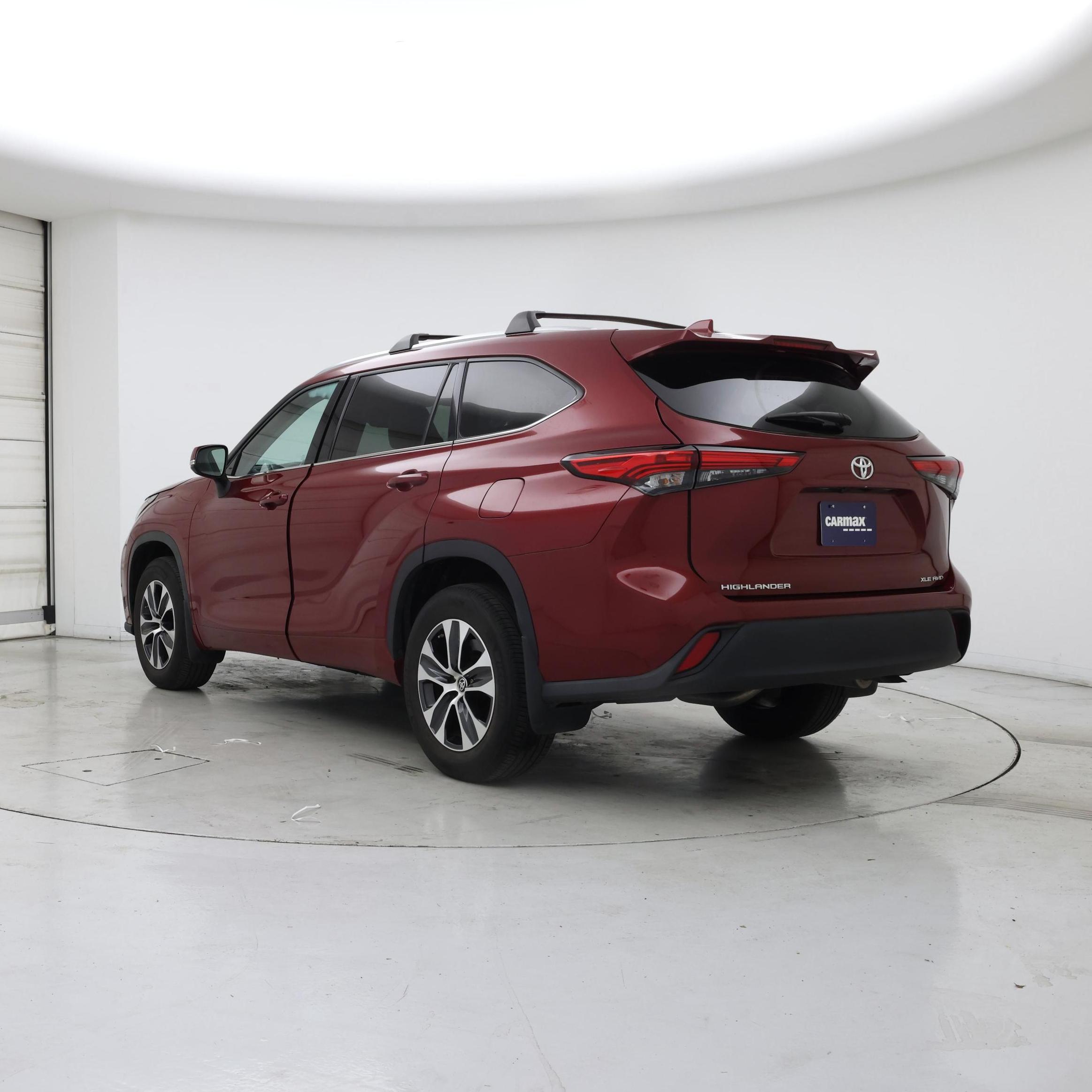 Thumbnail: 2021 Toyota Highlander - 2
