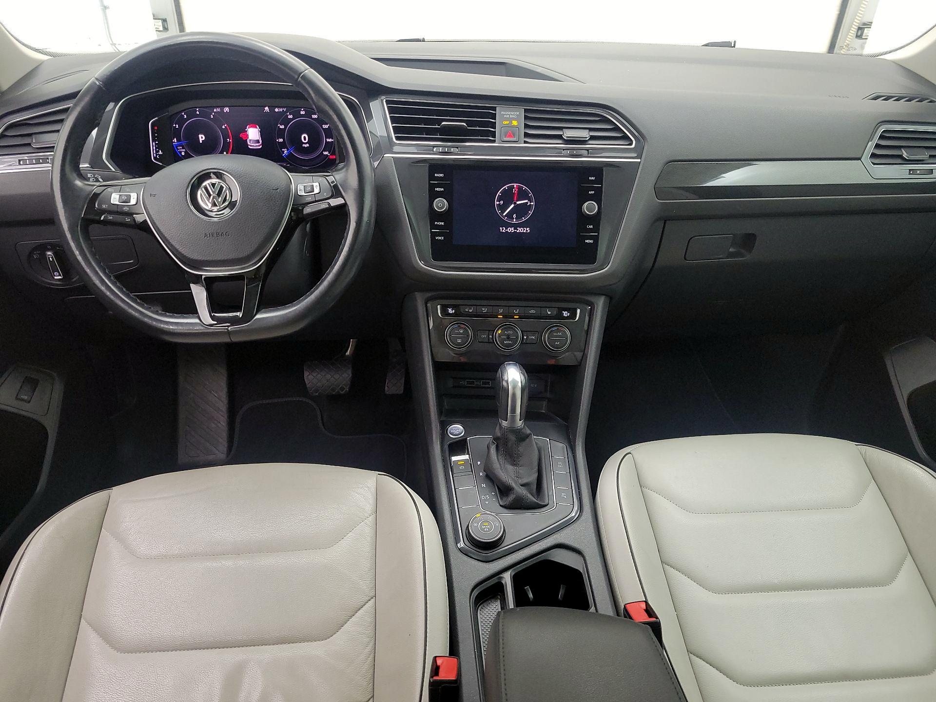 Thumbnail: 2019 Volkswagen Tiguan - 9