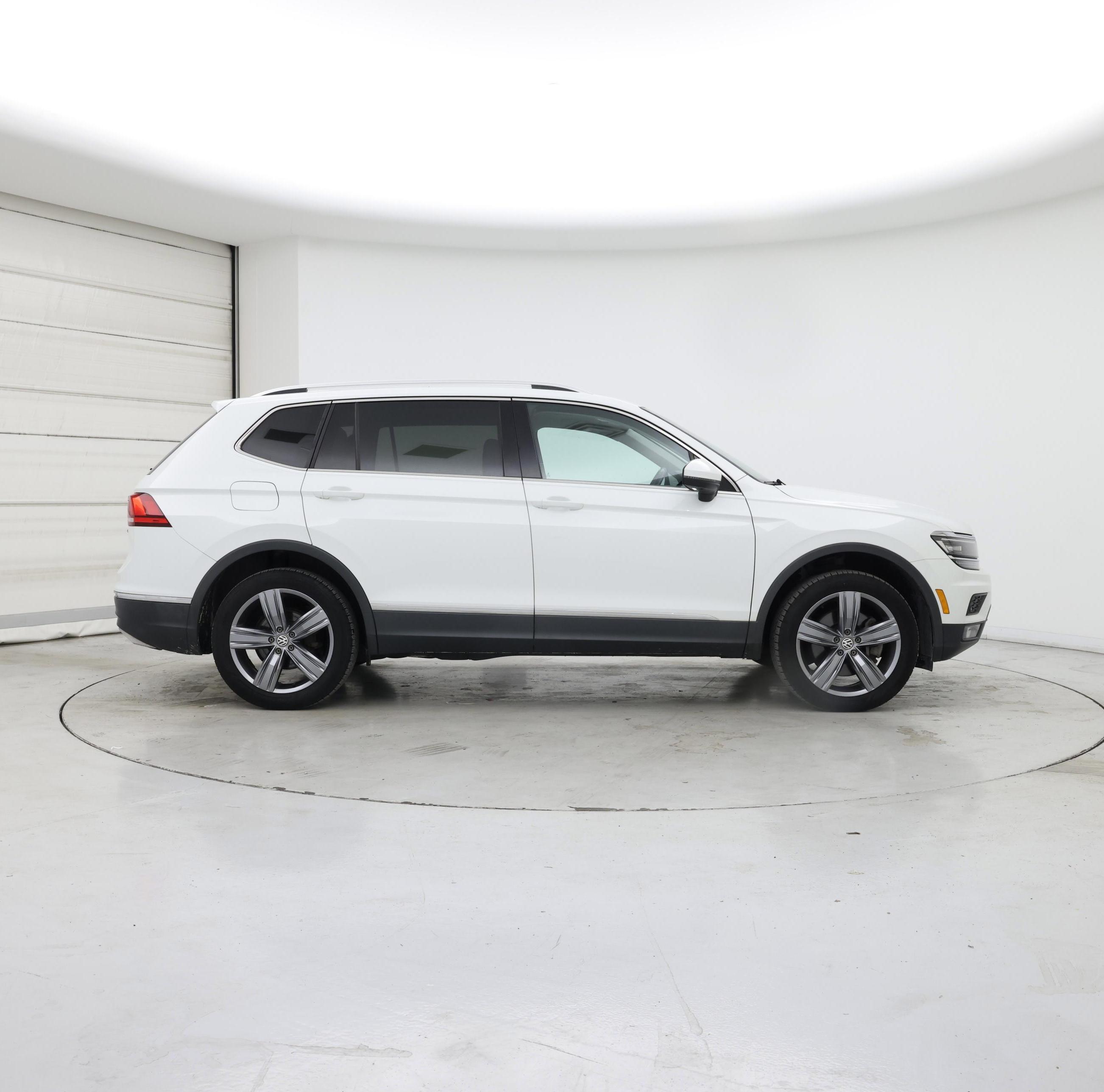 Thumbnail: 2019 Volkswagen Tiguan - 7