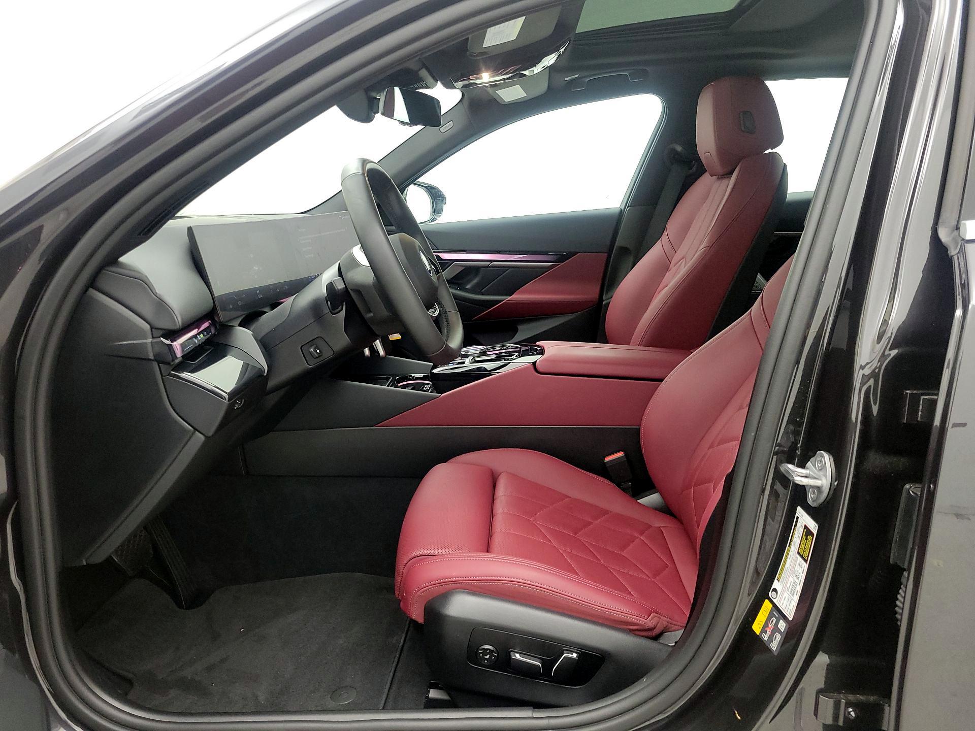 Thumbnail: 2025 BMW i5 - 11