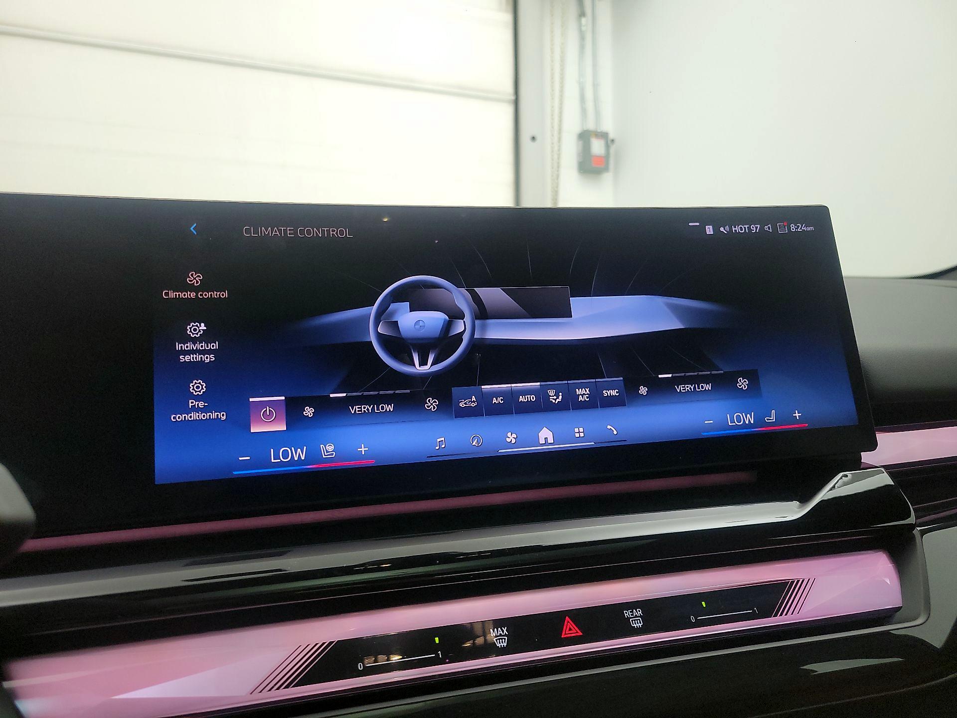 Thumbnail: 2025 BMW i5 - 16