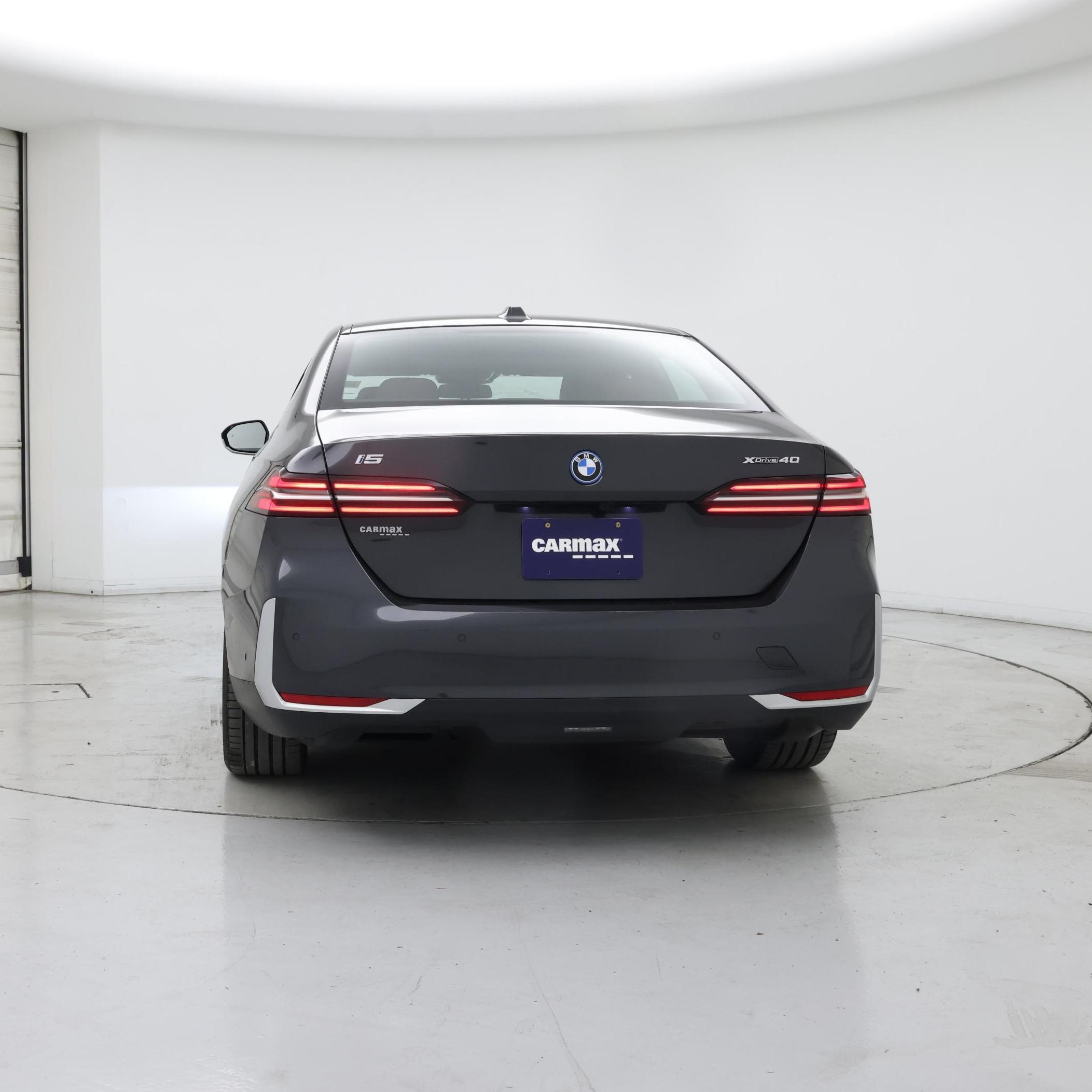 Thumbnail: 2025 BMW i5 - 6