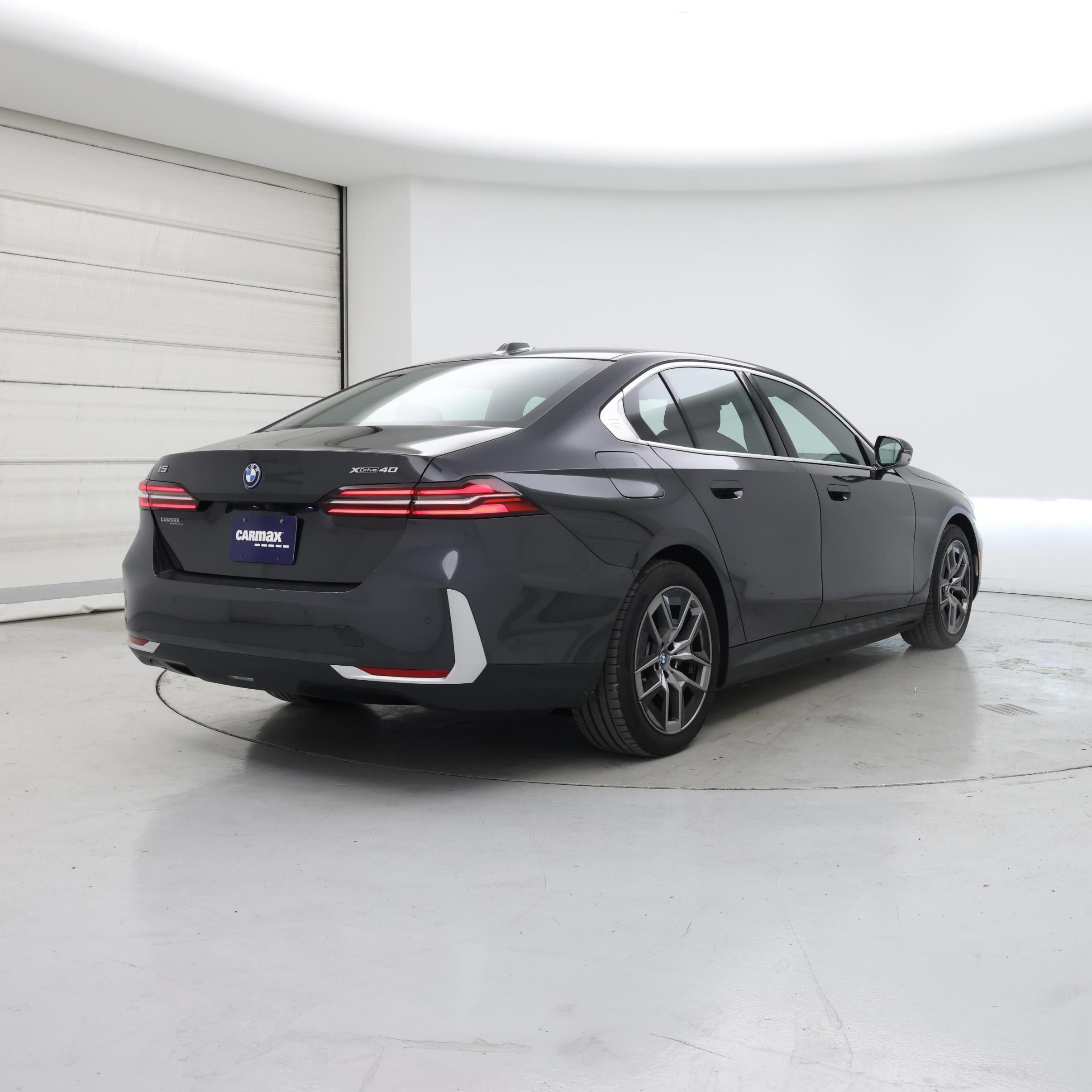 Thumbnail: 2025 BMW i5 - 8