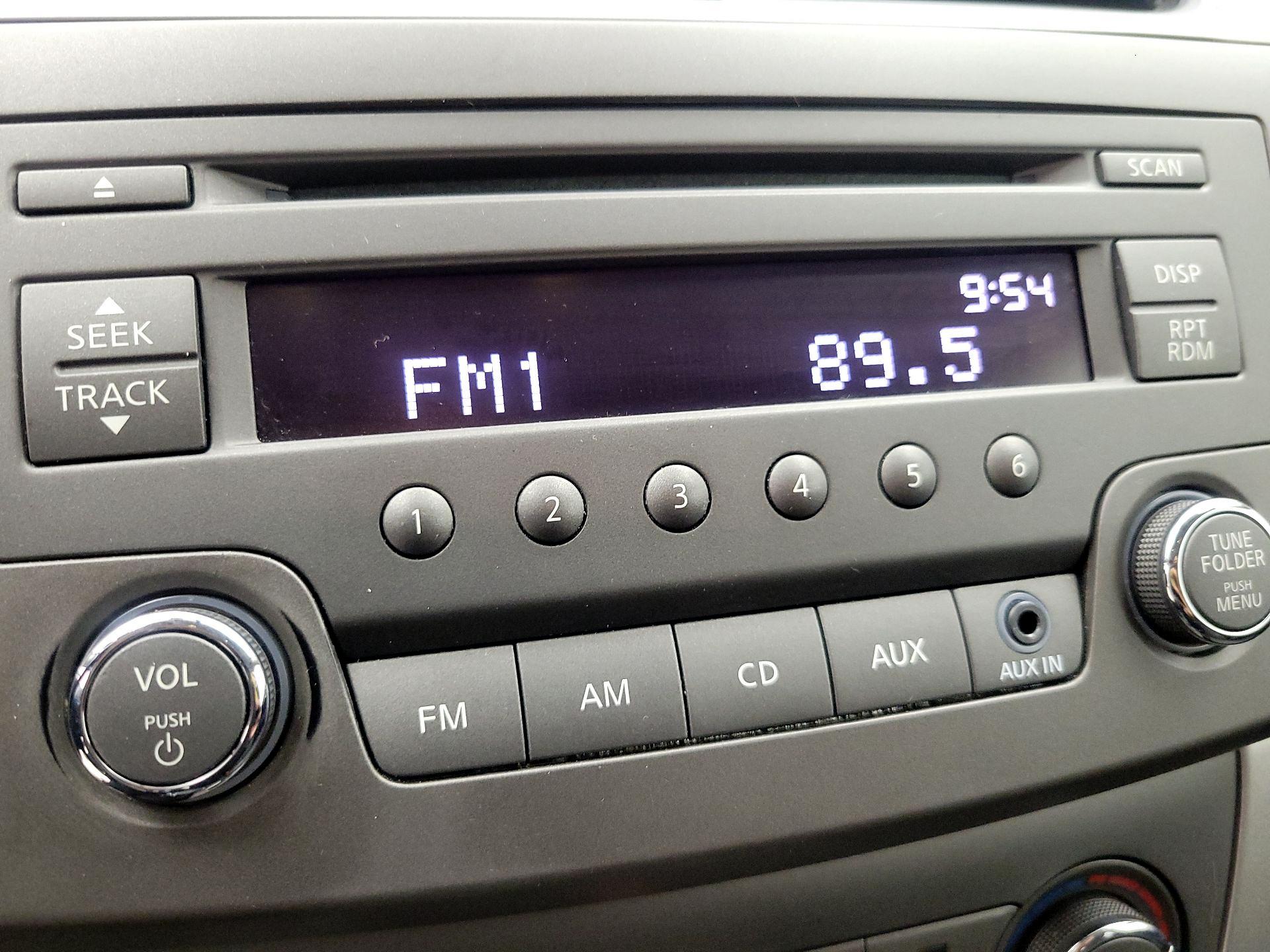 Thumbnail: 2014 Nissan Sentra - 14