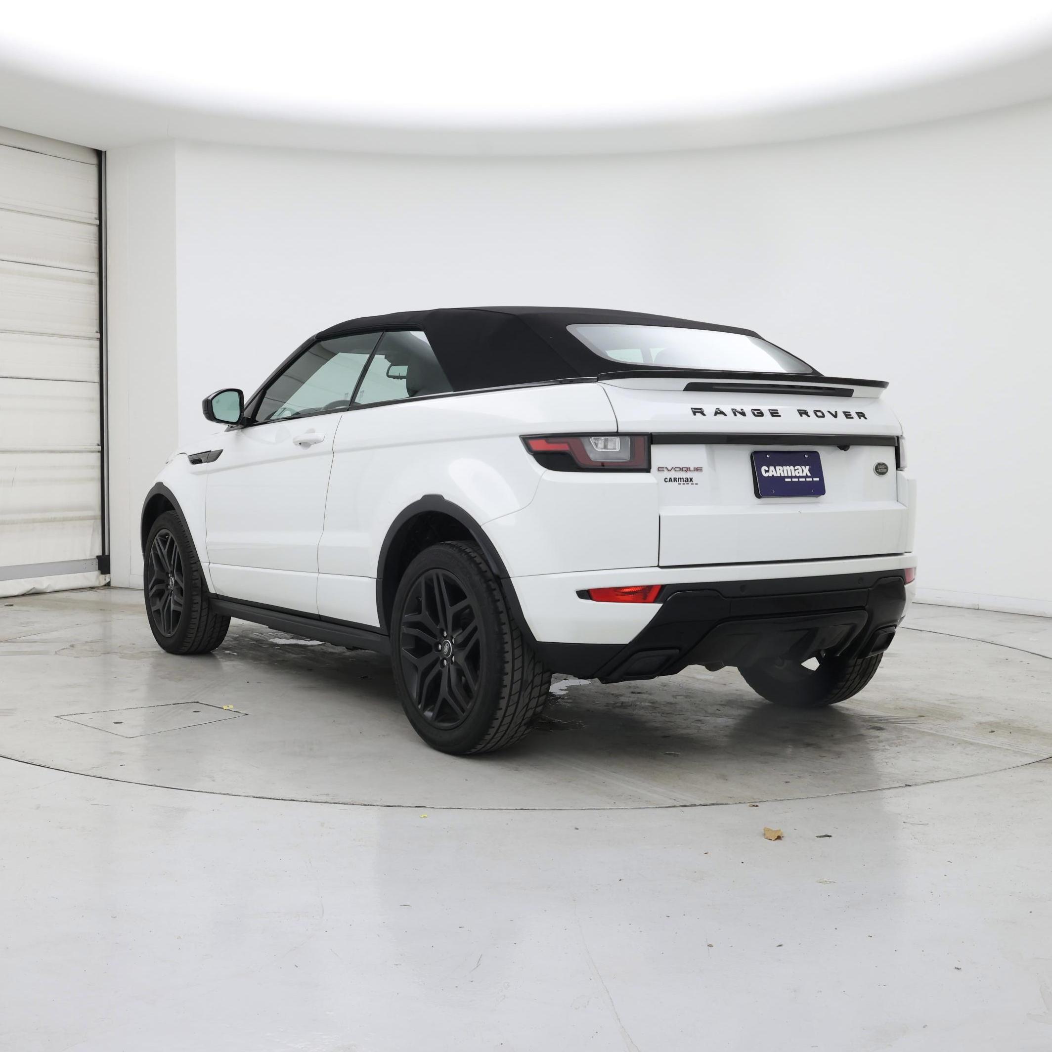 Thumbnail: 2018 Land Rover Range Rover Evoque - 2