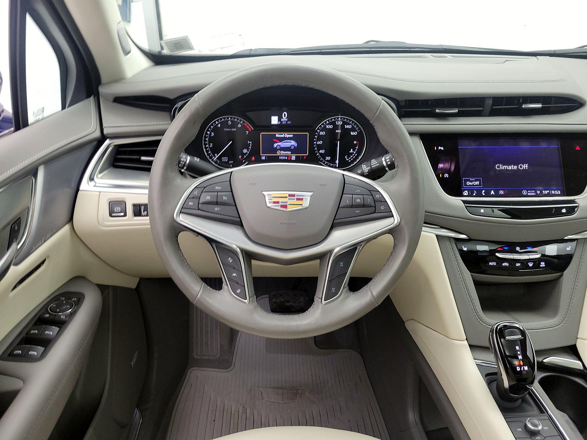 Thumbnail: 2024 Cadillac XT5 - 10