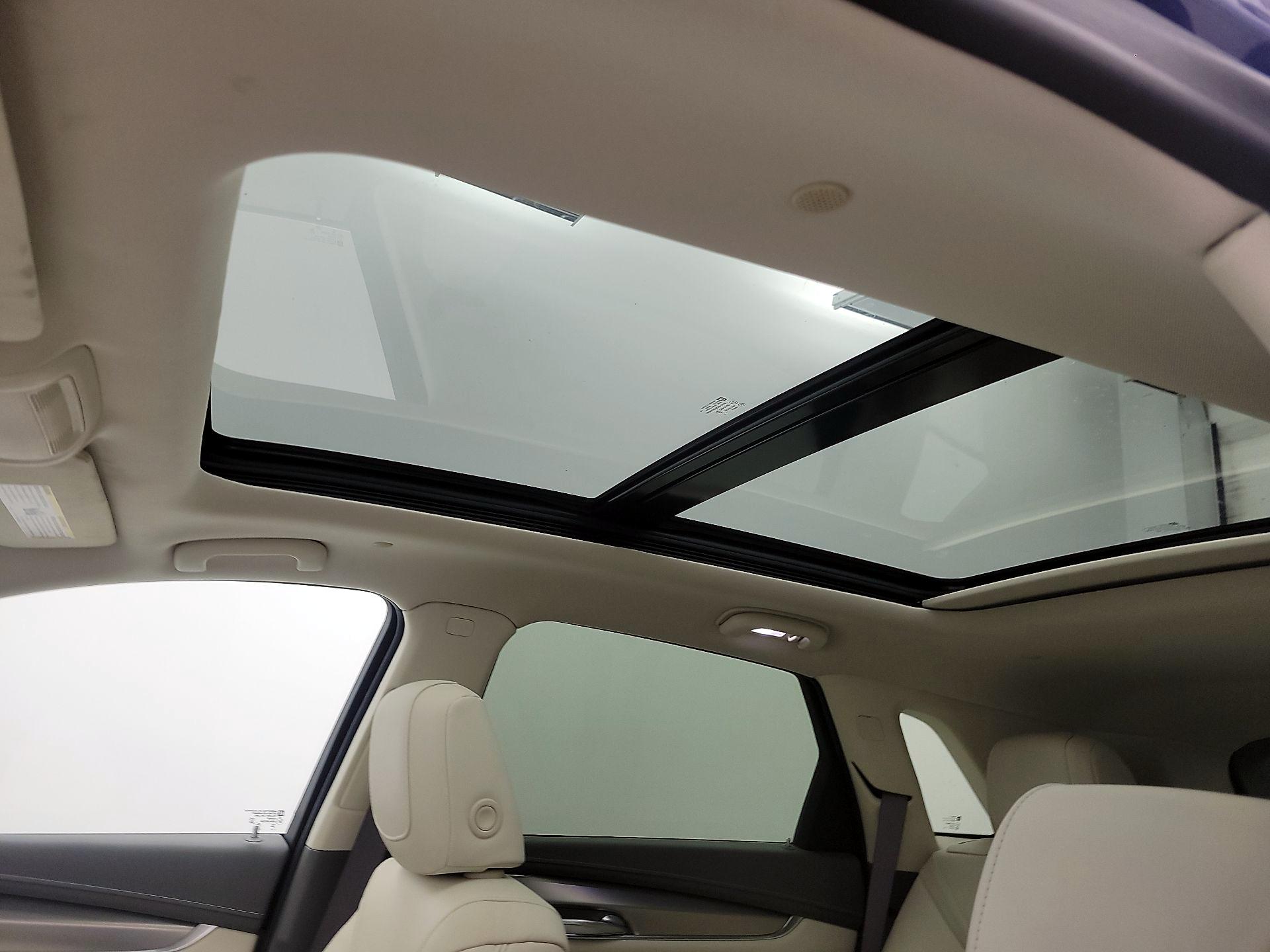 Thumbnail: 2024 Cadillac XT5 - 18