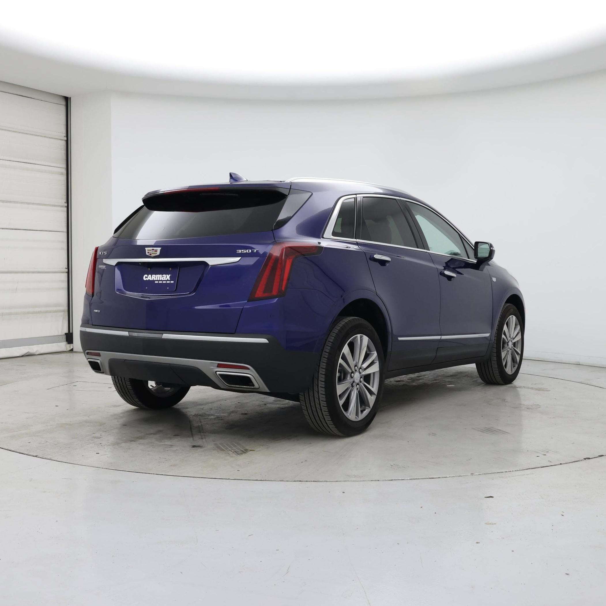 Thumbnail: 2024 Cadillac XT5 - 8