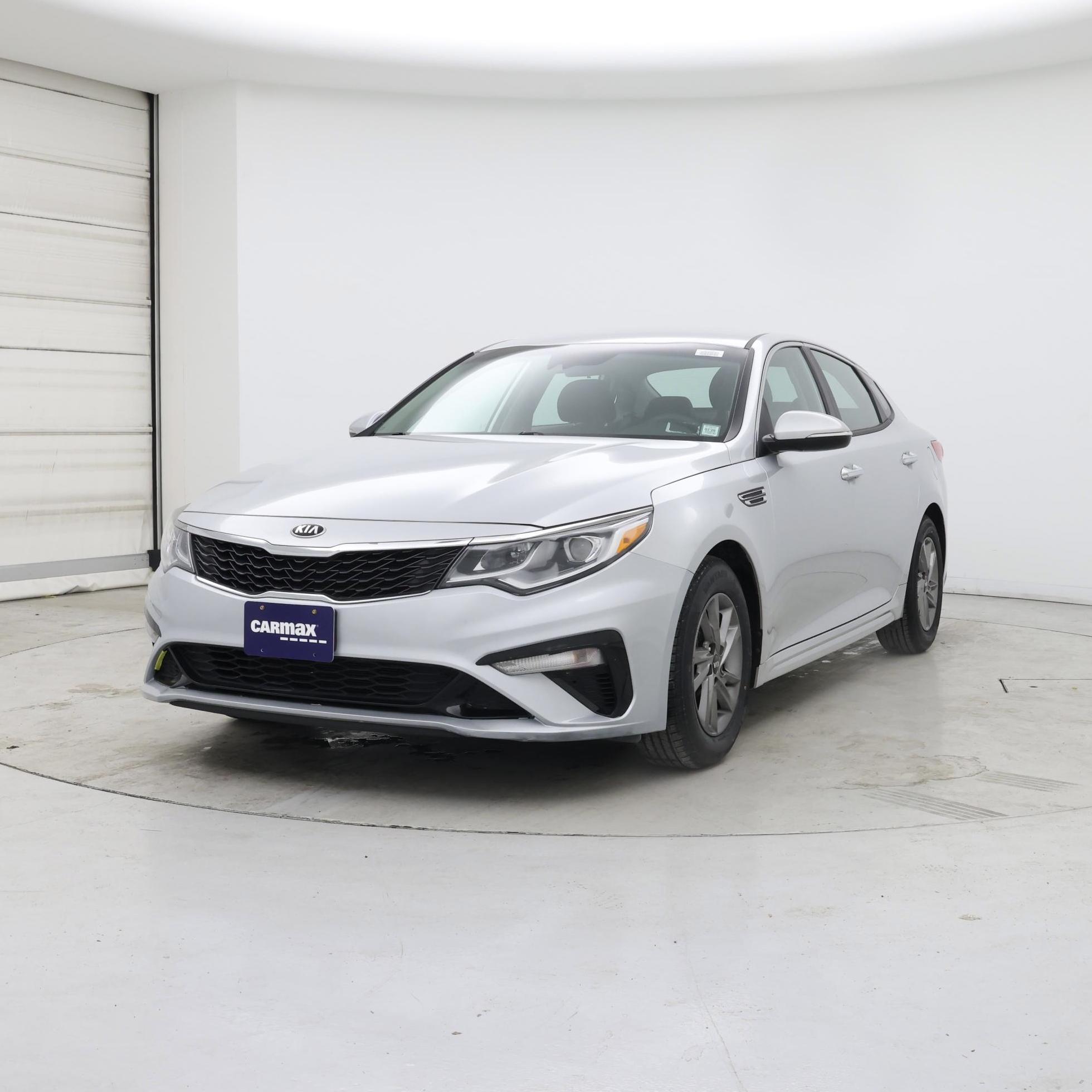 Thumbnail: 2019 Kia Optima - 4