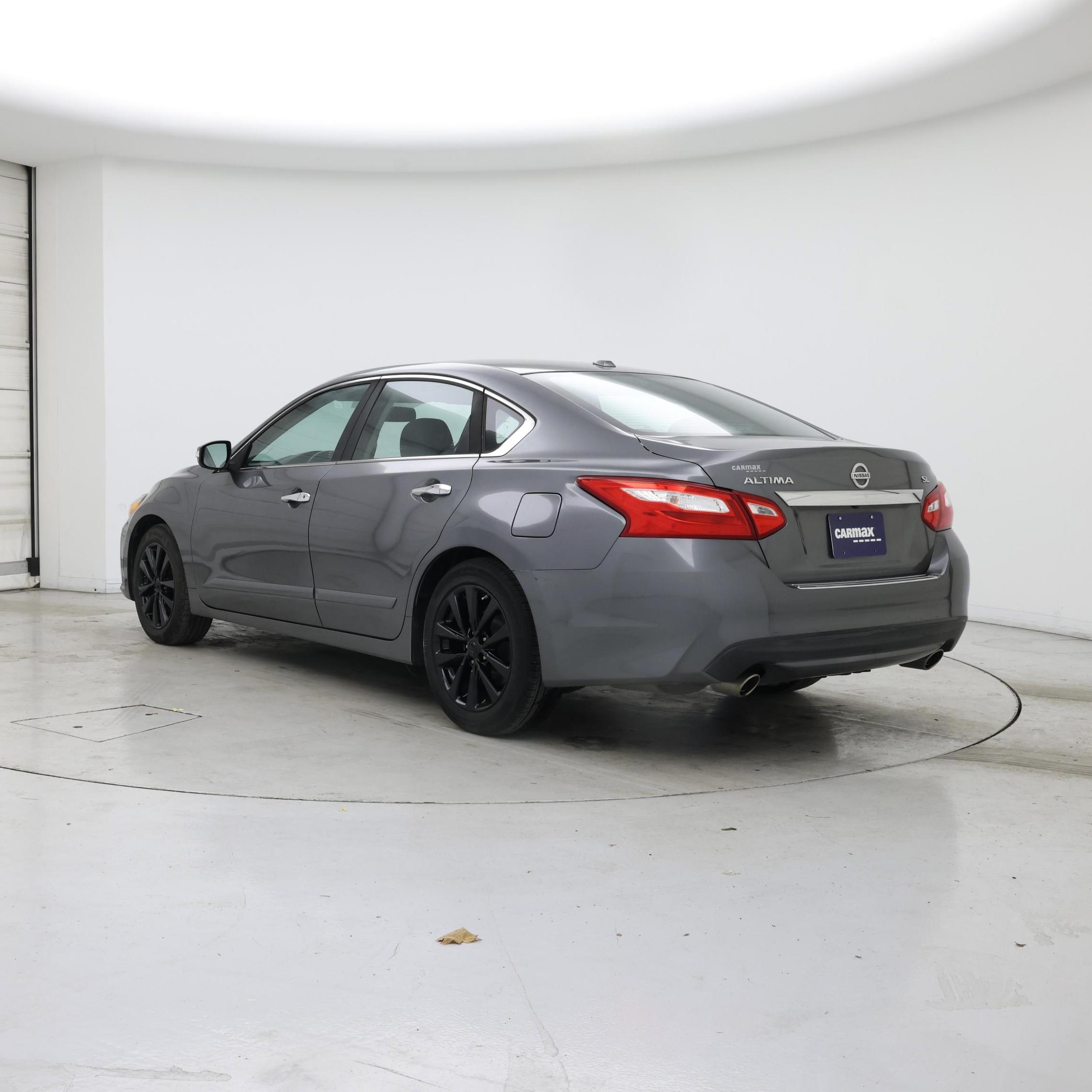 Thumbnail: 2016 Nissan Altima - 2