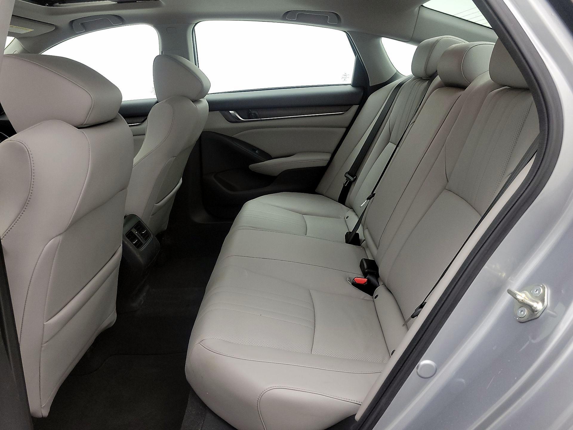 Thumbnail: 2018 Honda Accord - 20