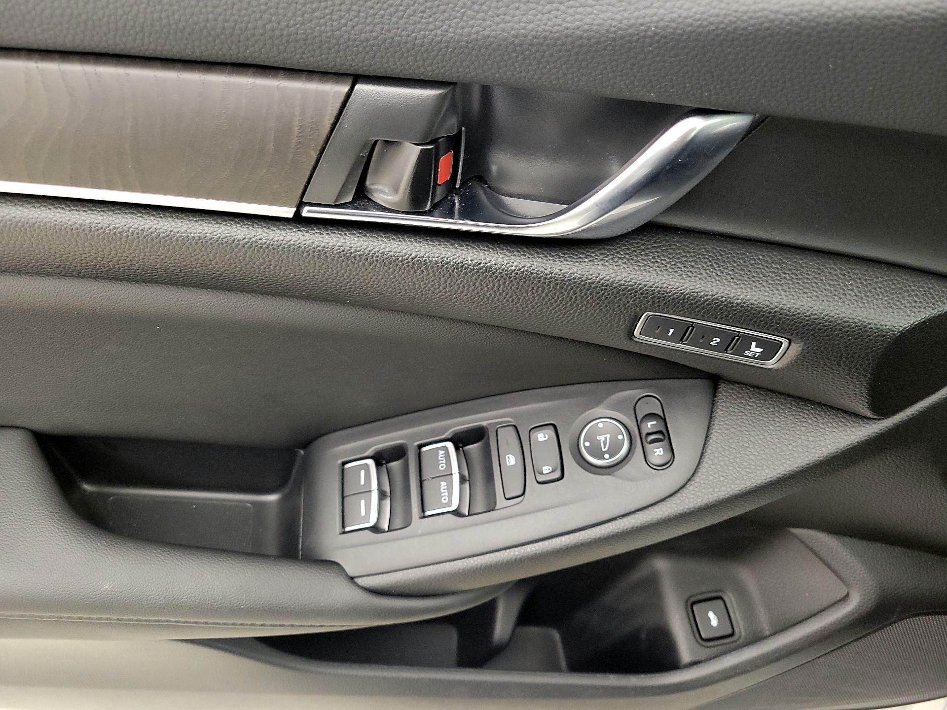 Thumbnail: 2021 Honda Accord - 12