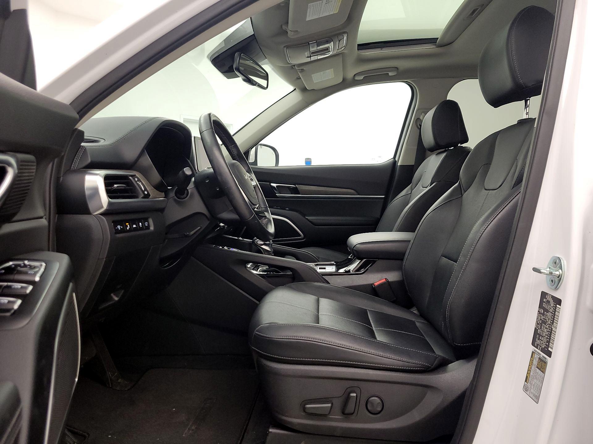 Thumbnail: 2022 Kia Telluride - 11