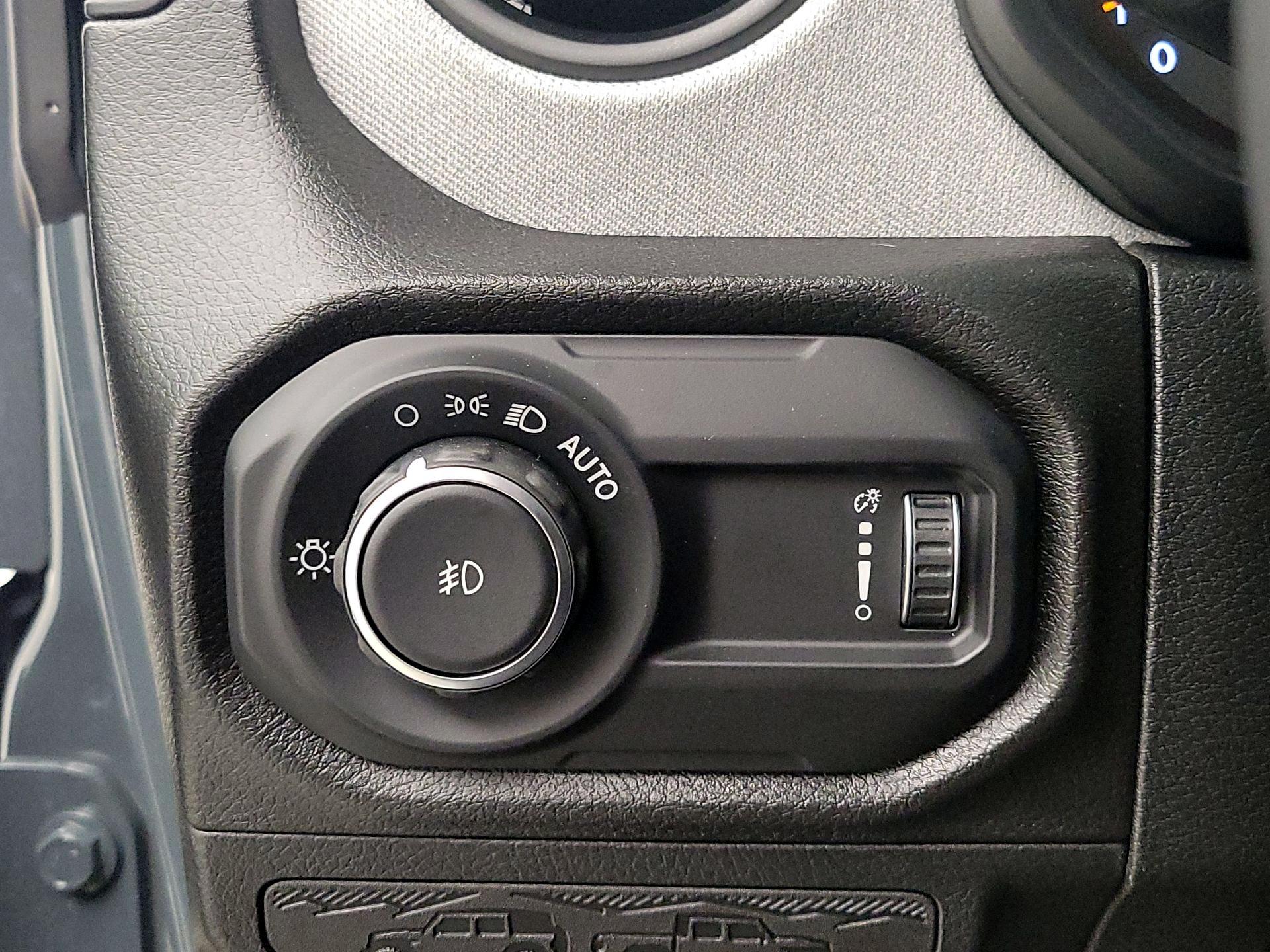 Thumbnail: 2025 Jeep Wrangler - 13