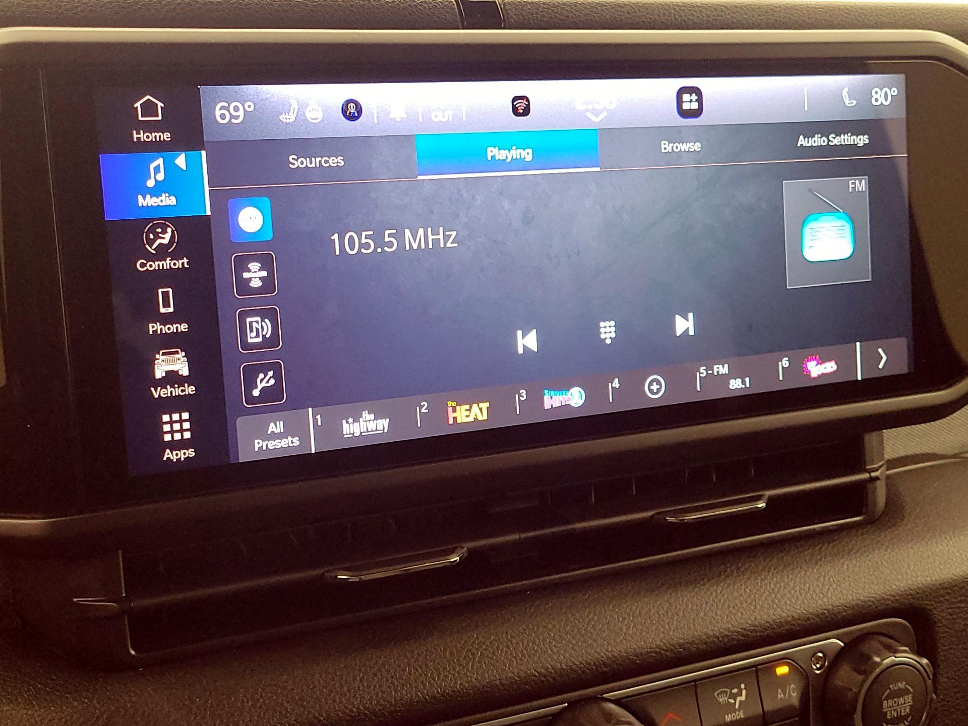 Thumbnail: 2025 Jeep Wrangler - 15