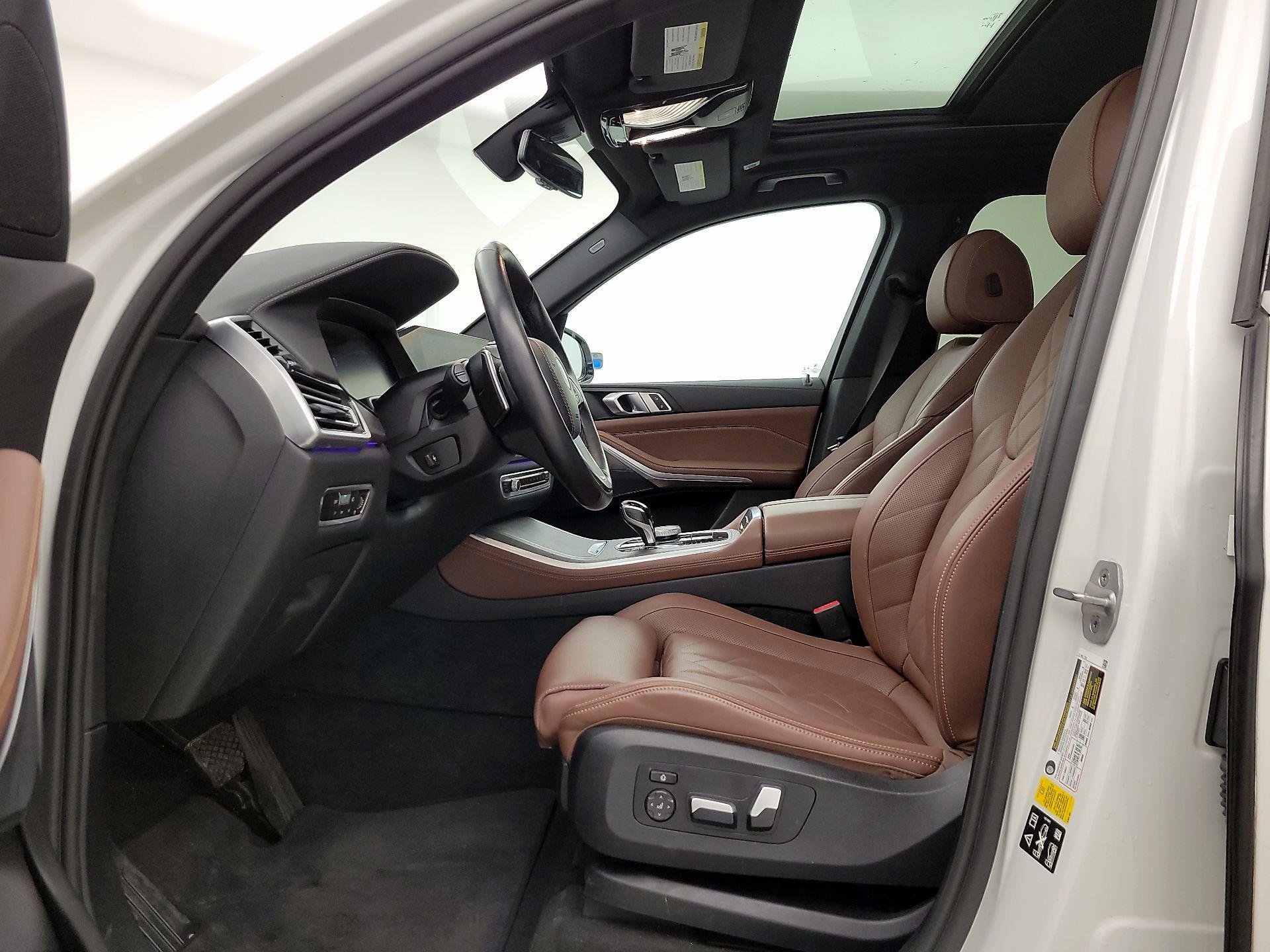 Thumbnail: 2023 BMW X5 - 11