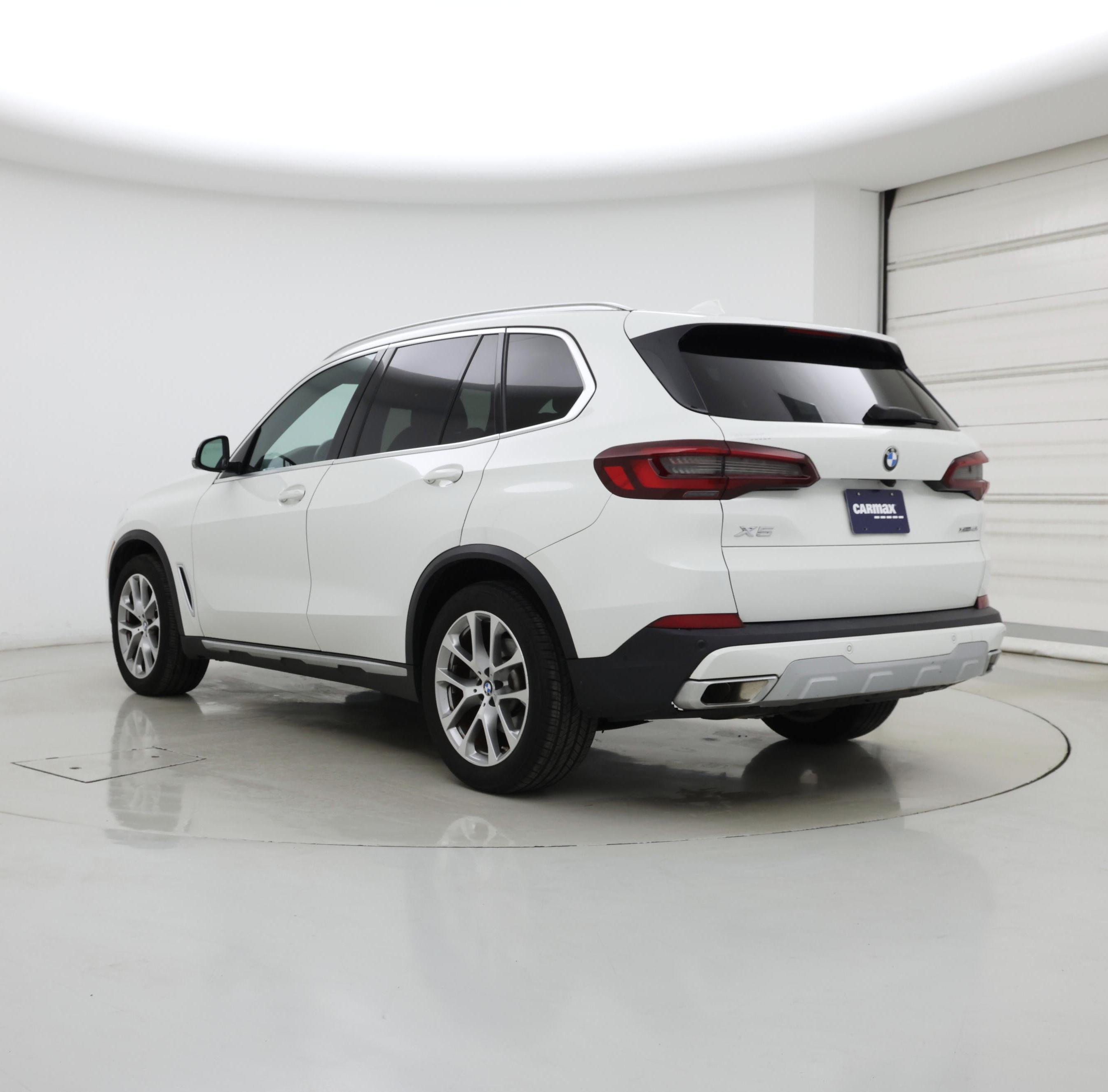 Thumbnail: 2023 BMW X5 - 2