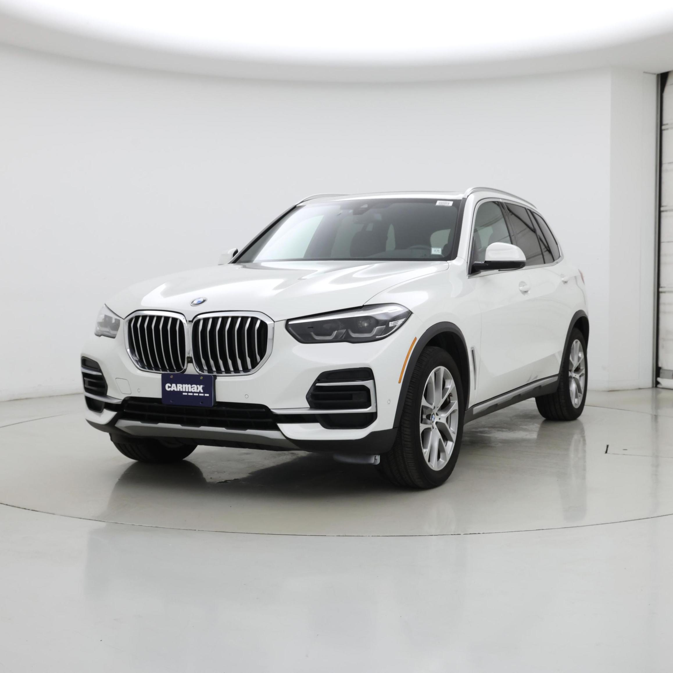 Thumbnail: 2023 BMW X5 - 4
