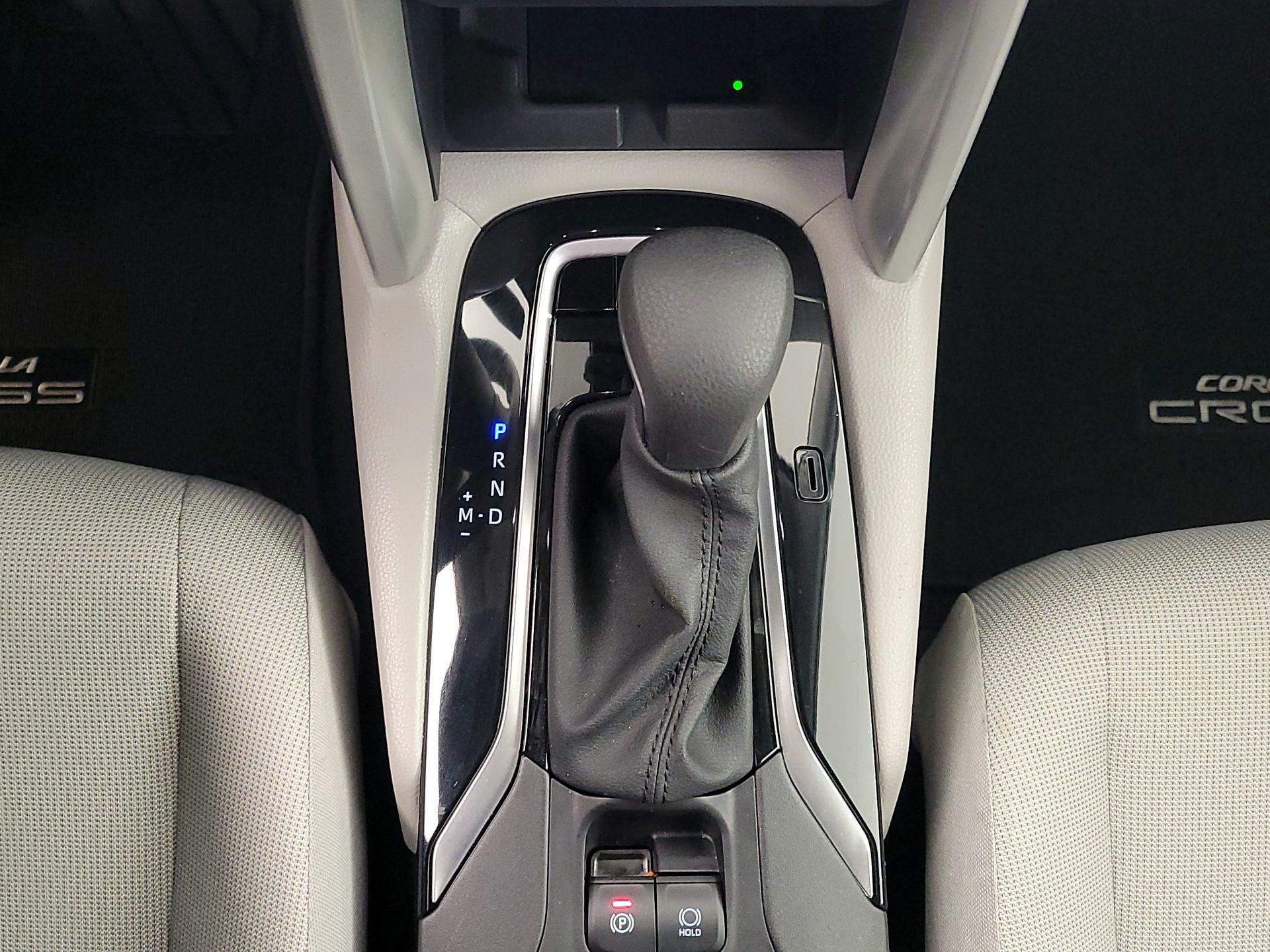 Thumbnail: 2024 Toyota Corolla Cross - 17