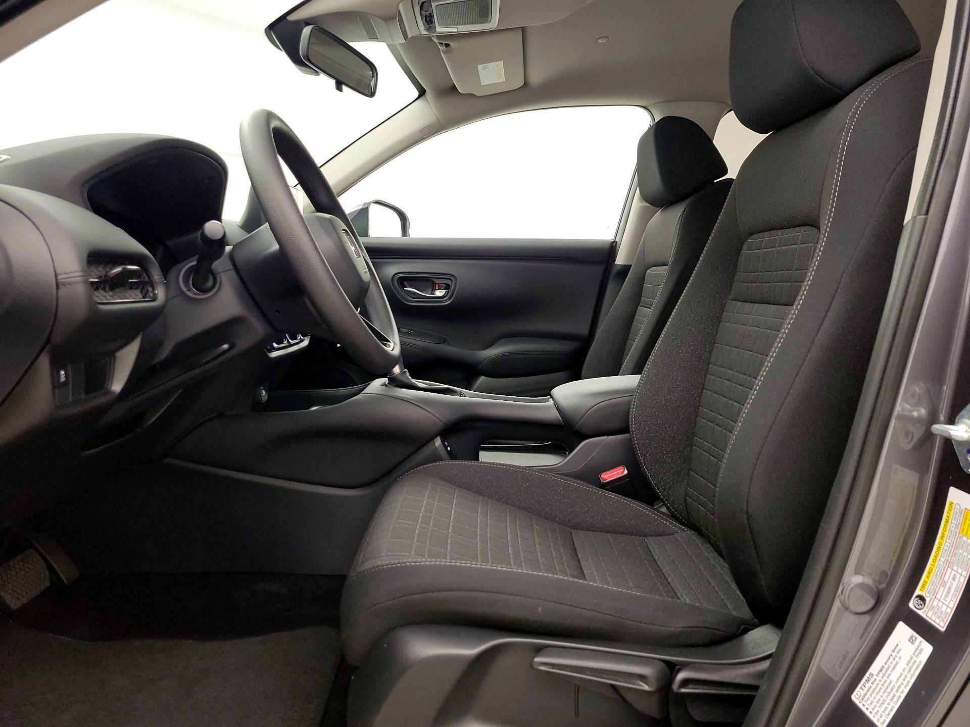 Thumbnail: 2025 Honda HR-V - 11