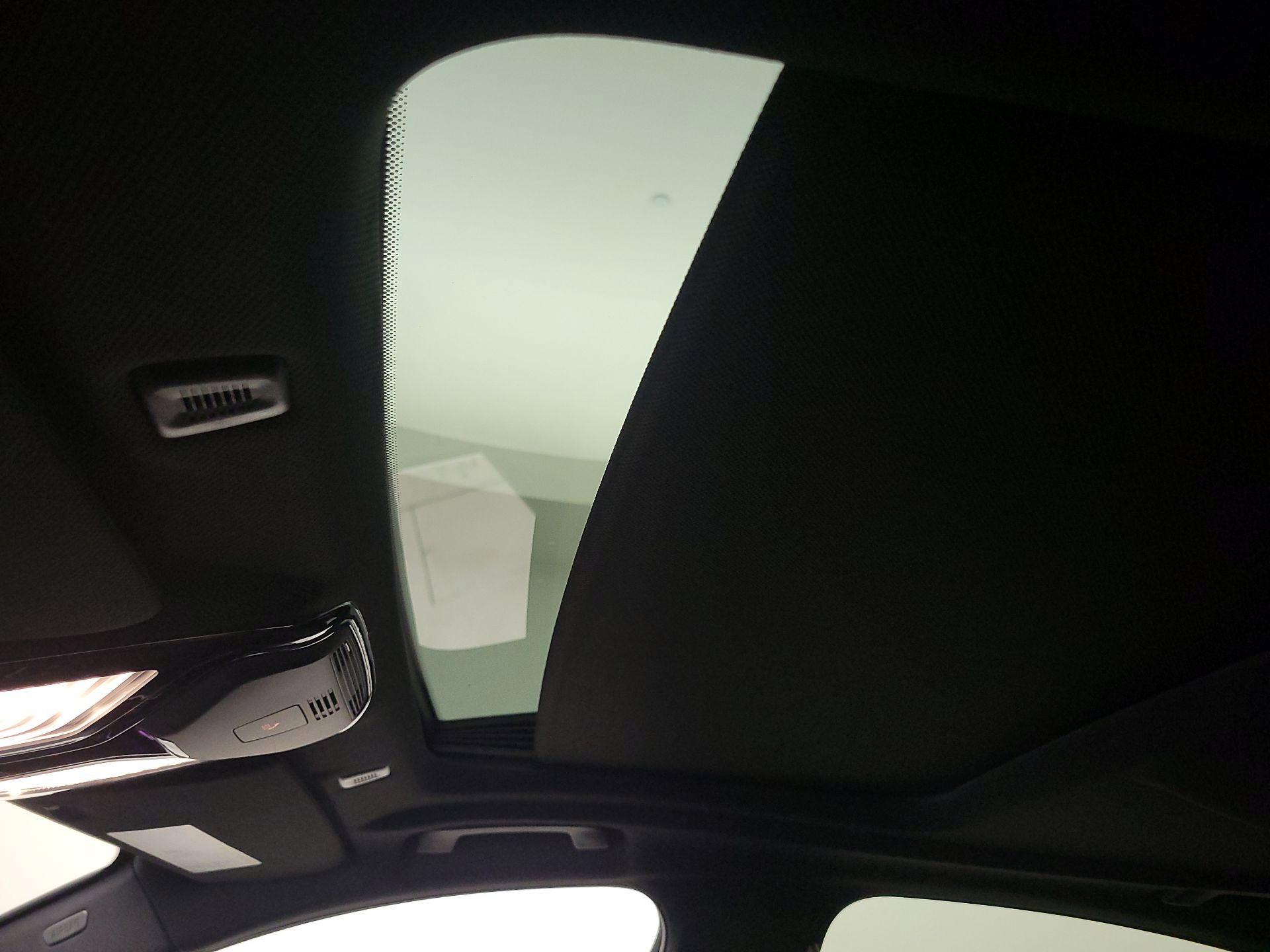 Thumbnail: 2017 BMW 5 Series - 20