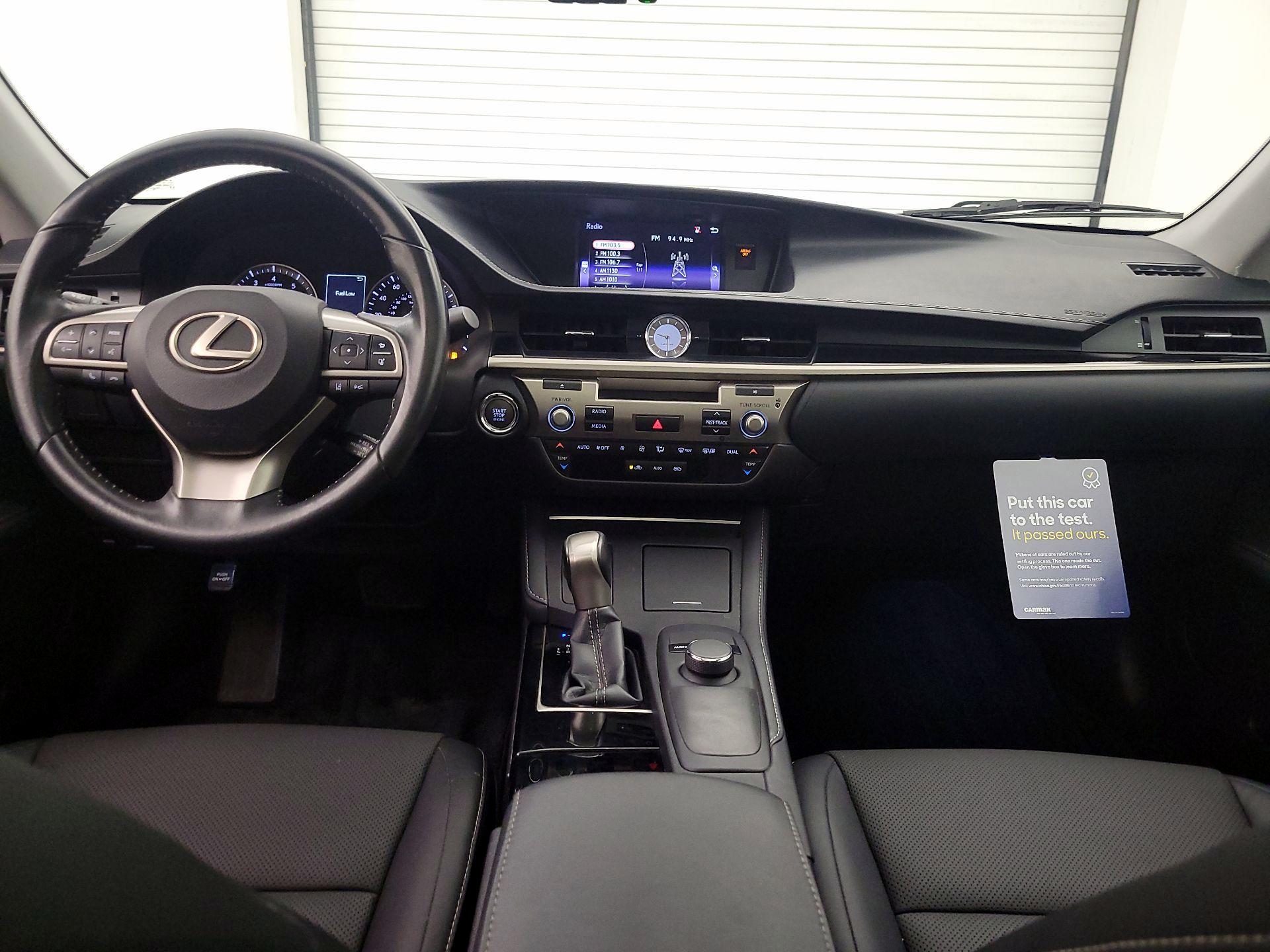 Thumbnail: 2018 Lexus ES - 9