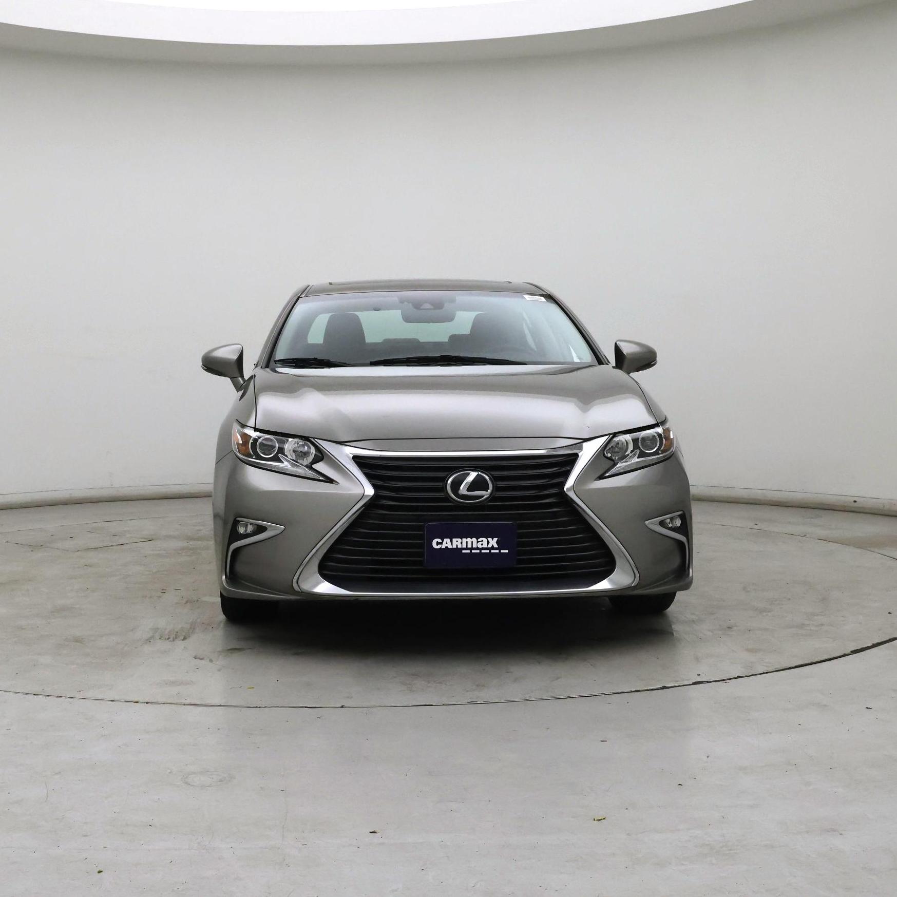 Thumbnail: 2018 Lexus ES - 5