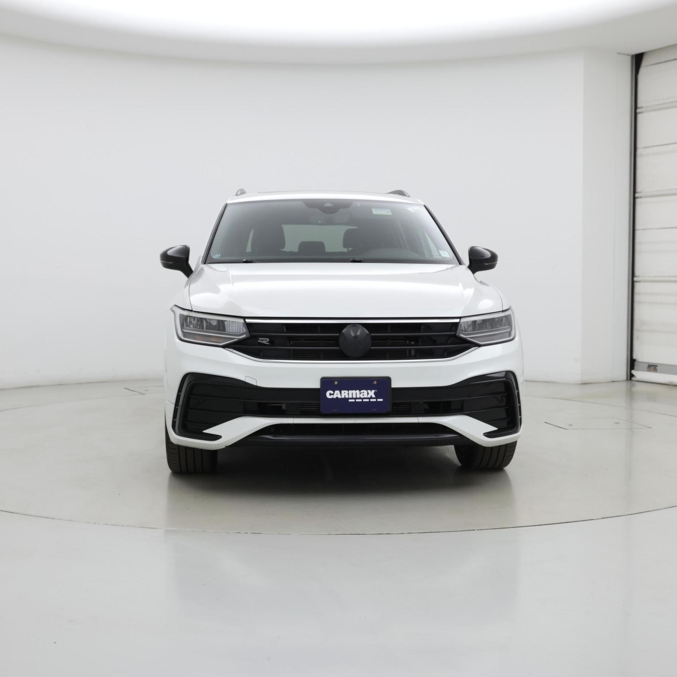 Thumbnail: 2023 Volkswagen Tiguan - 5