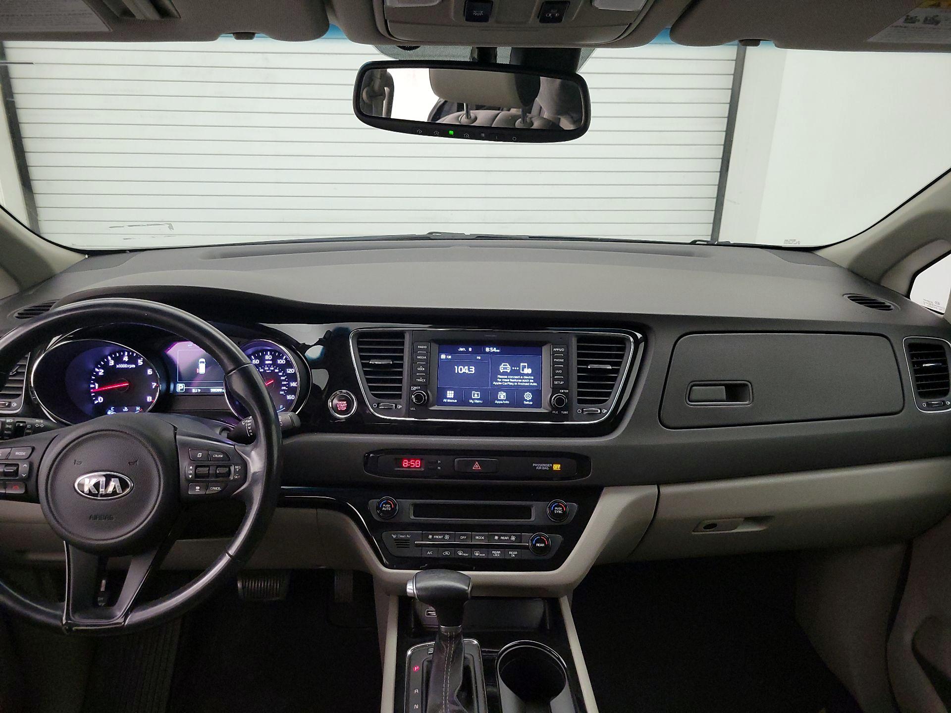 Thumbnail: 2017 Kia Sedona - 9