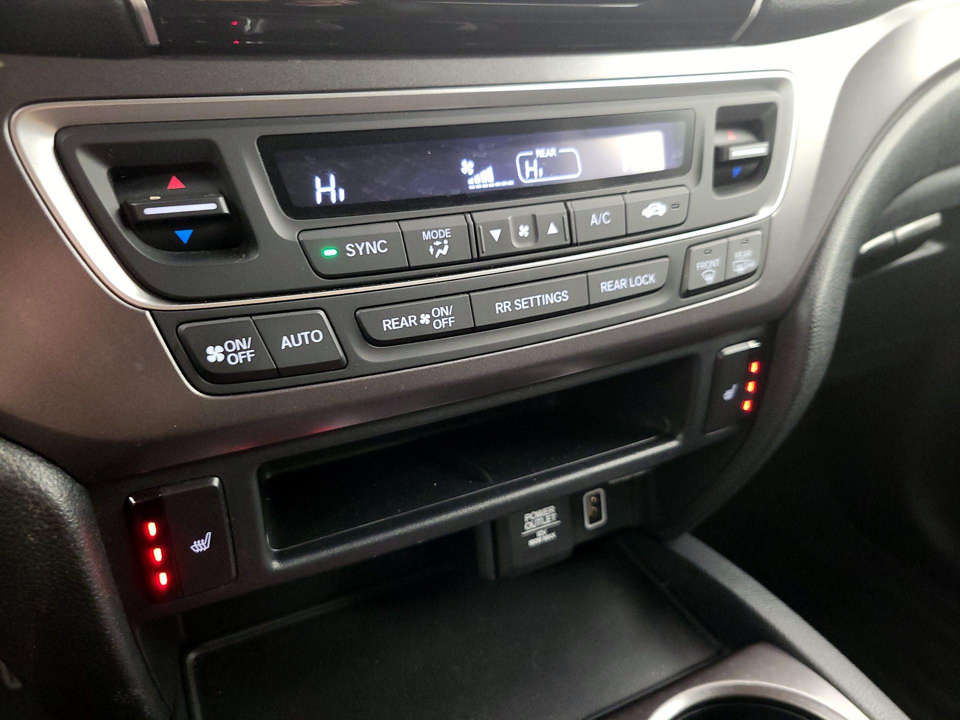 Thumbnail: 2021 Honda Pilot - 16