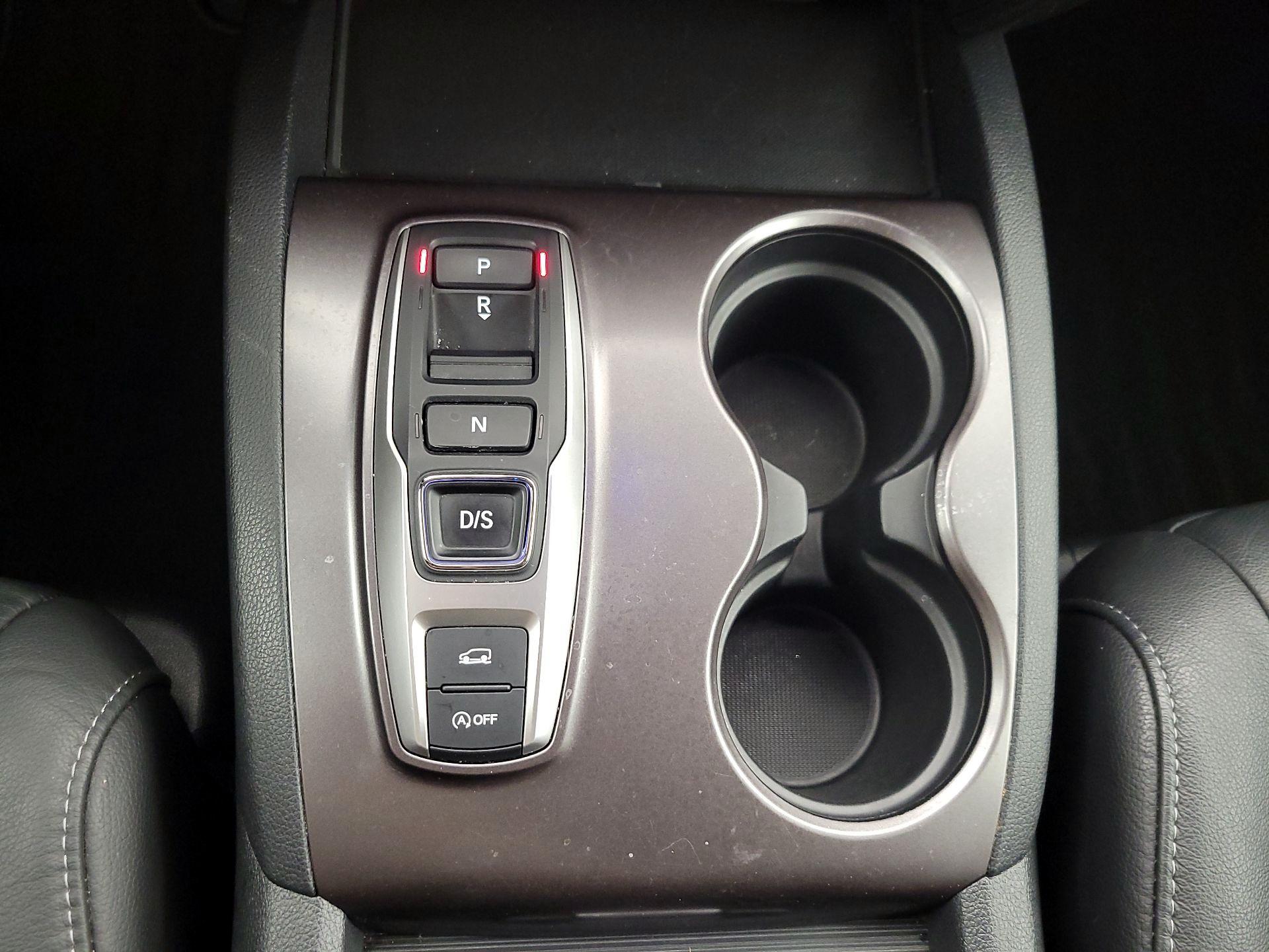 Thumbnail: 2021 Honda Pilot - 17