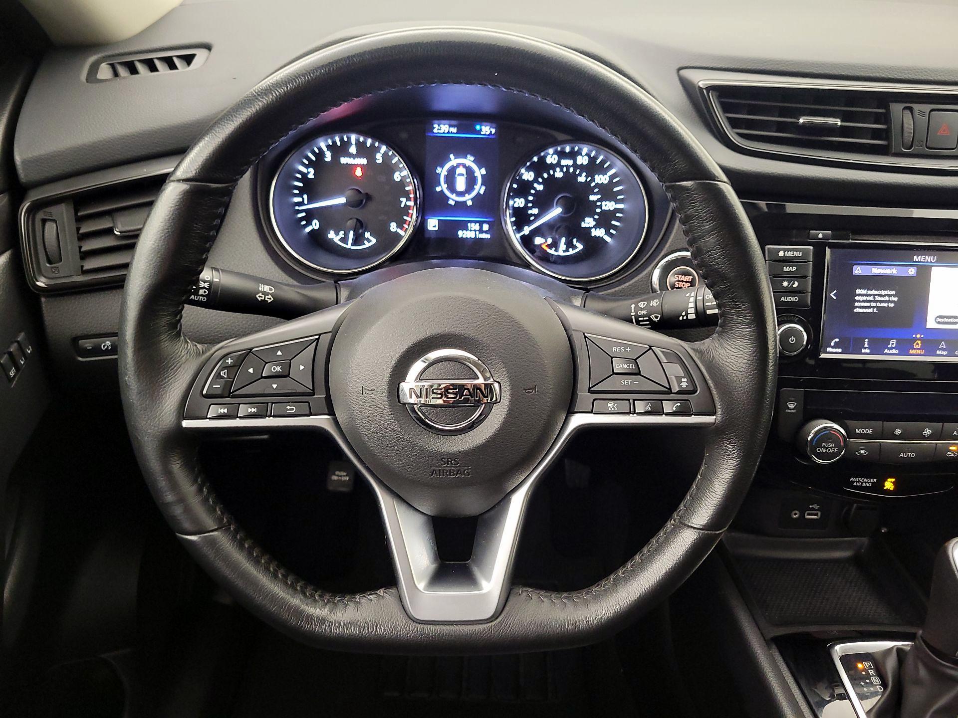 Thumbnail: 2018 Nissan Rogue - 10