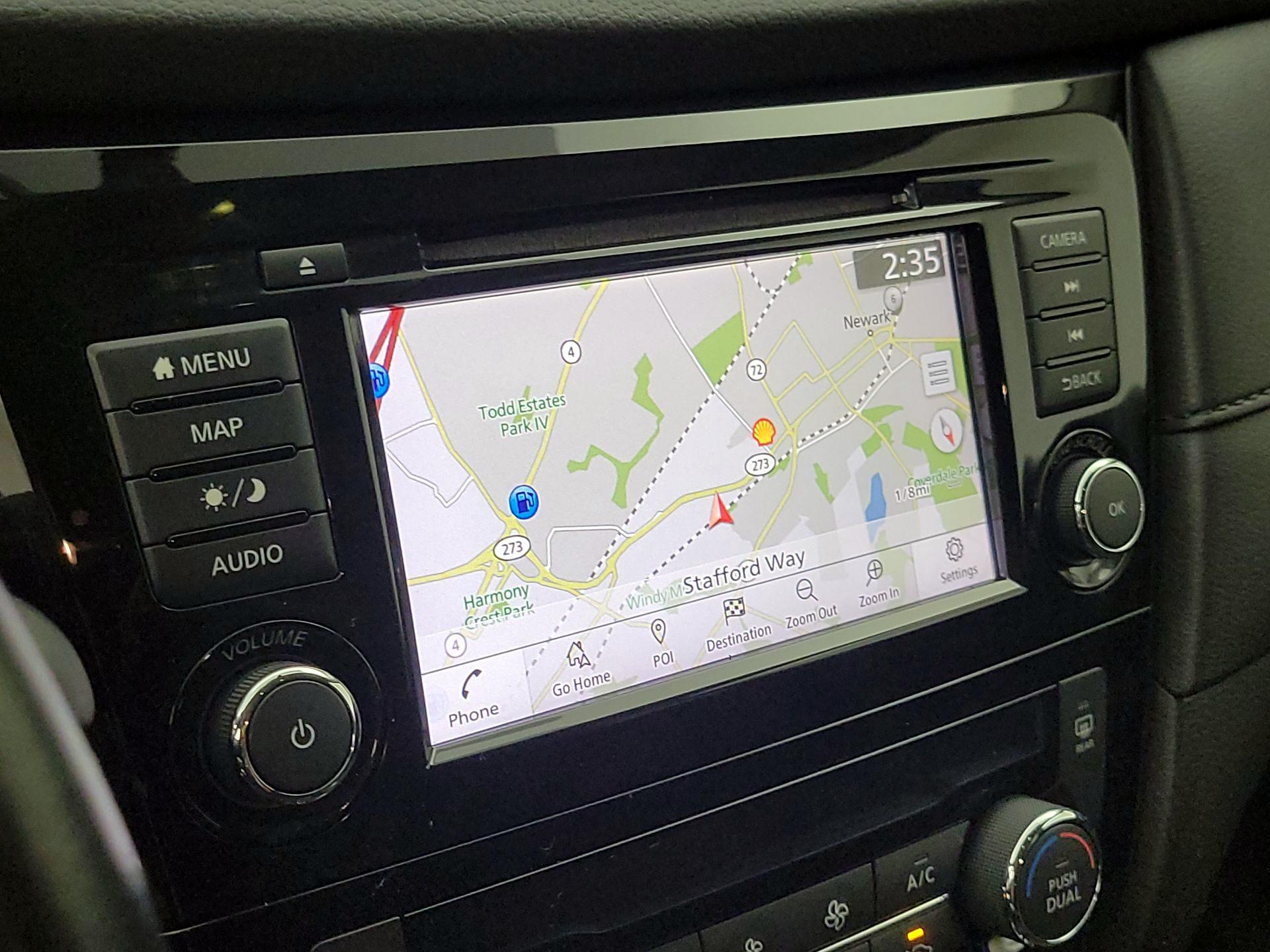 Thumbnail: 2018 Nissan Rogue - 14