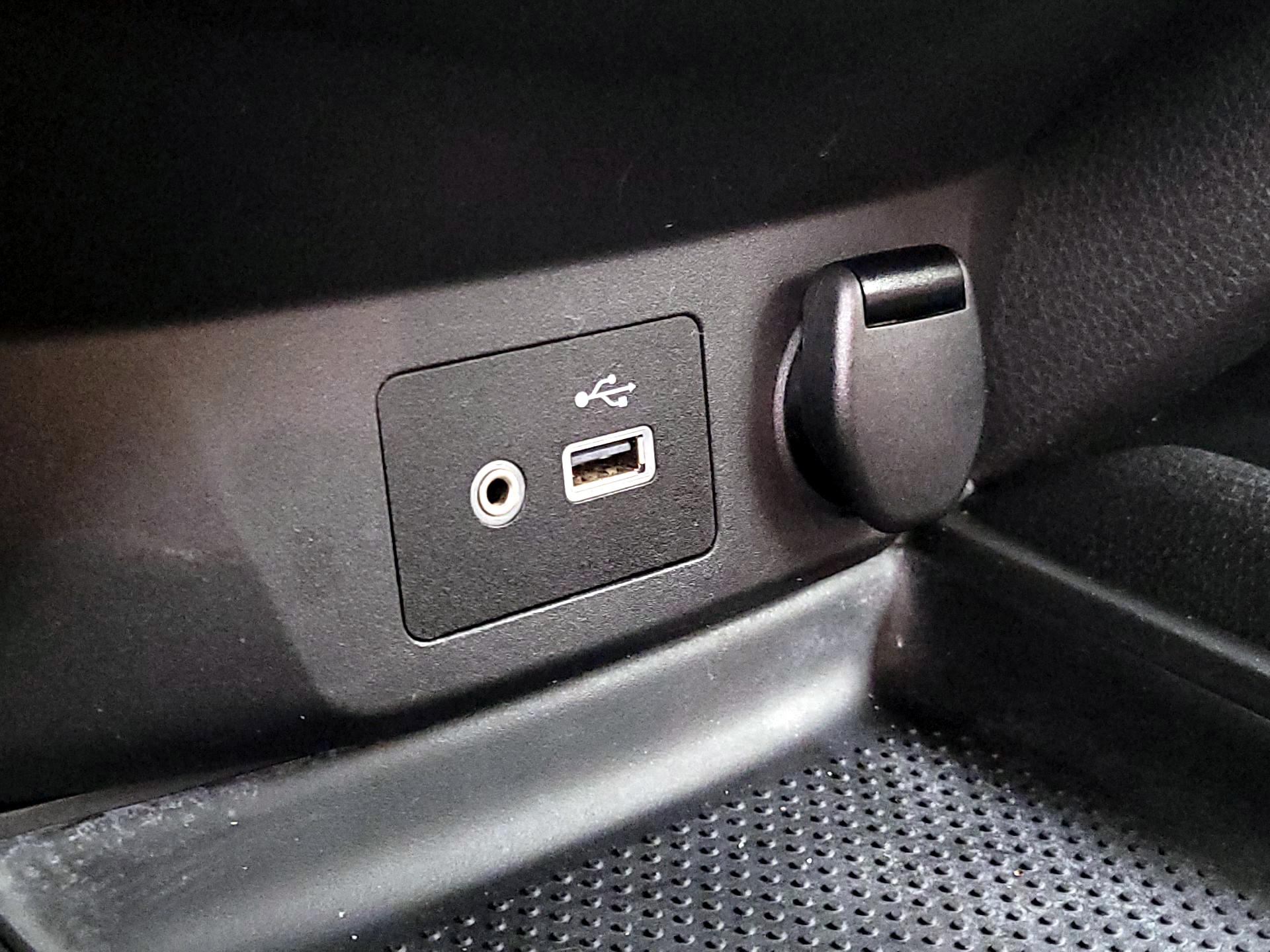 Thumbnail: 2018 Nissan Rogue - 19