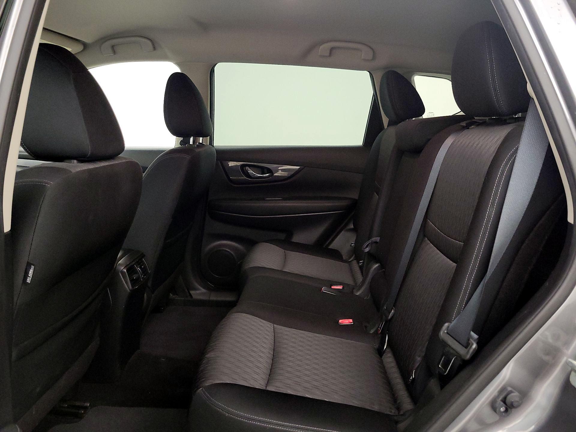 Thumbnail: 2018 Nissan Rogue - 20