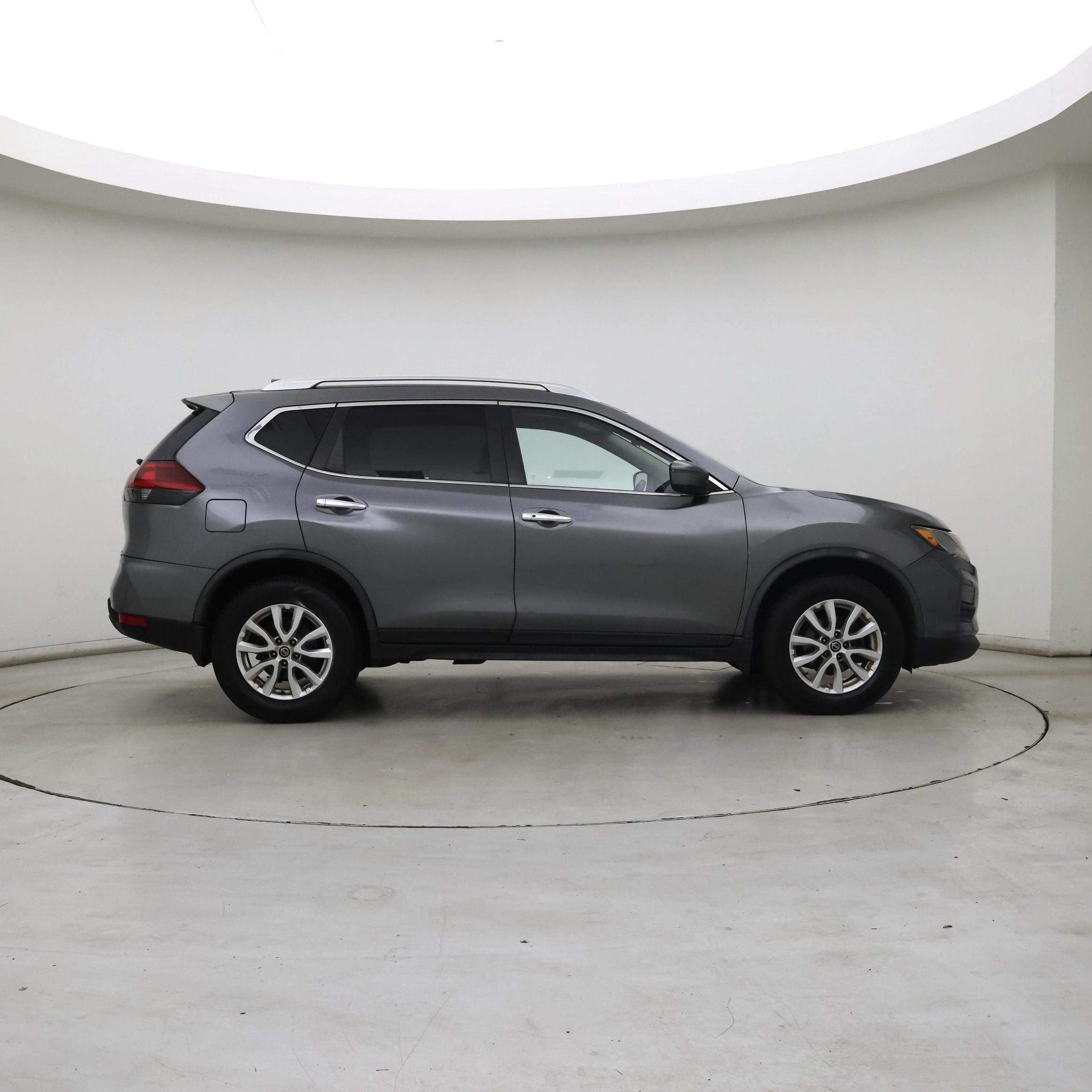 Thumbnail: 2018 Nissan Rogue - 7