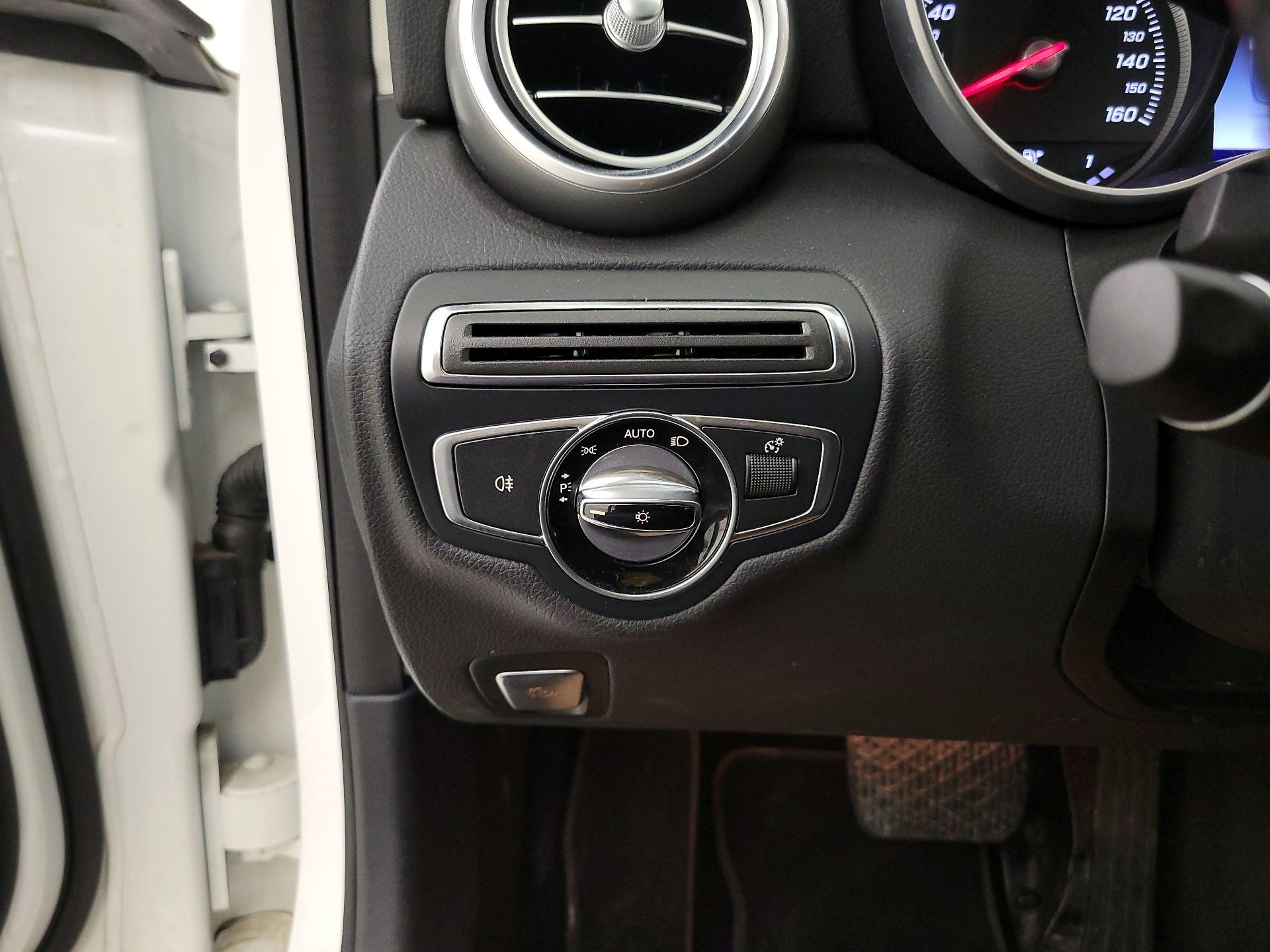 Thumbnail: 2017 Mercedes-Benz C-Class - 13