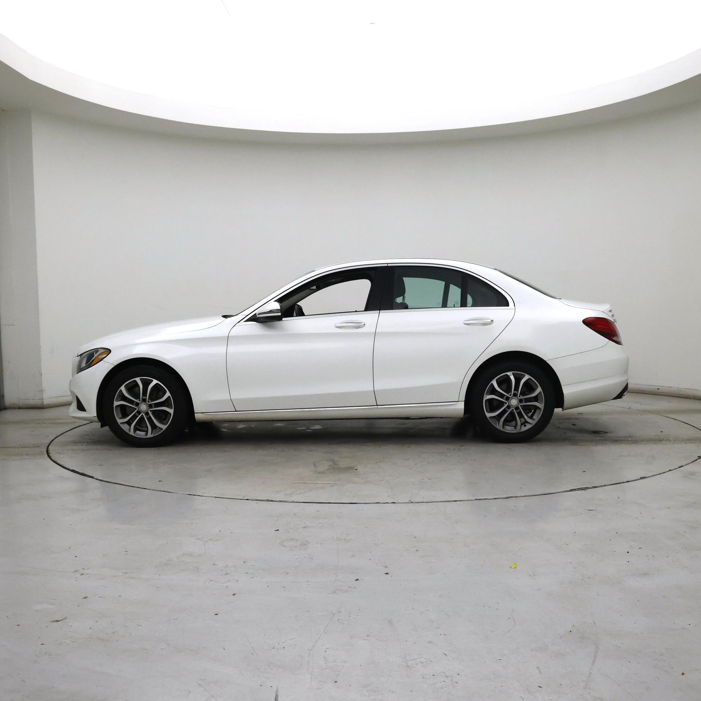 Thumbnail: 2017 Mercedes-Benz C-Class - 3