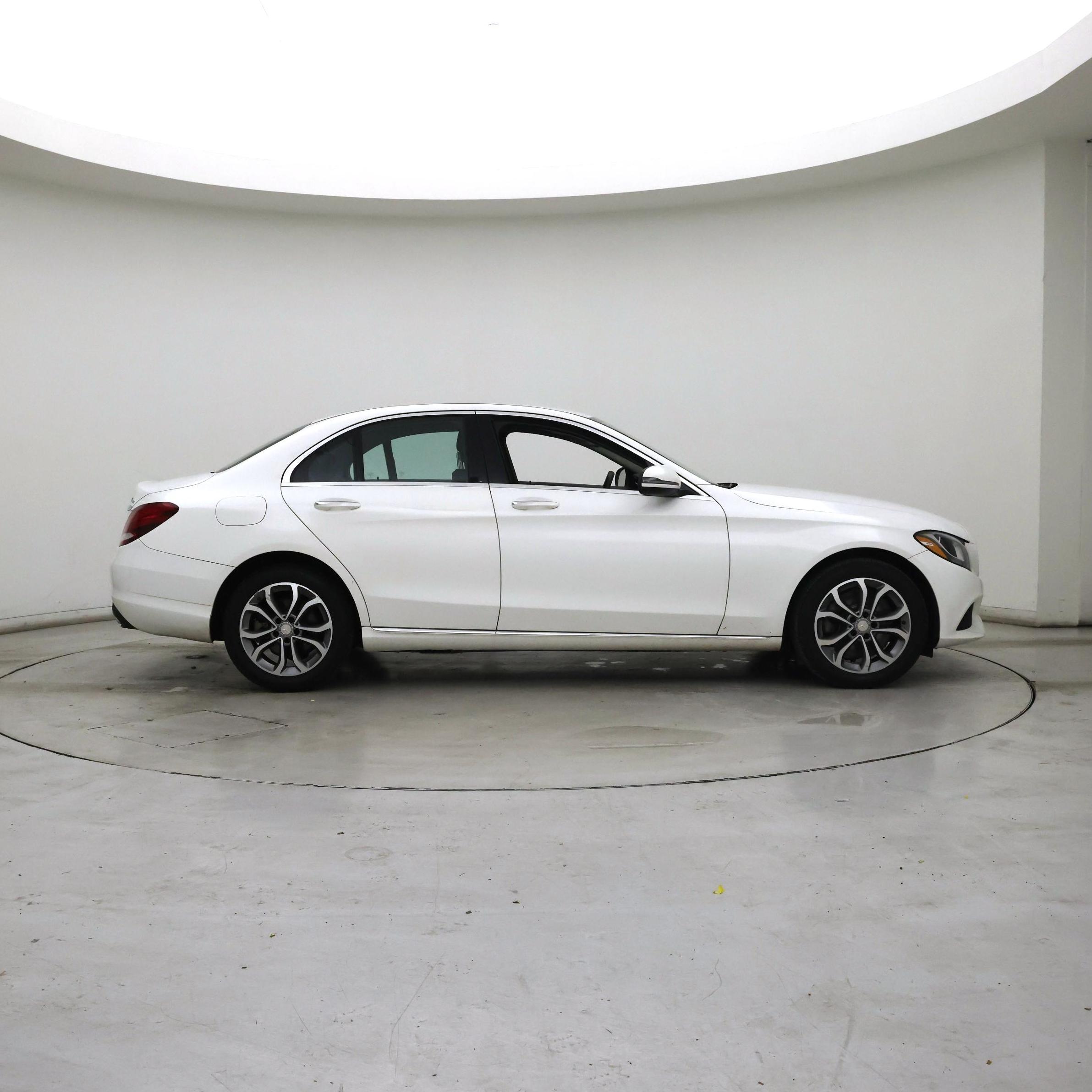 Thumbnail: 2017 Mercedes-Benz C-Class - 7