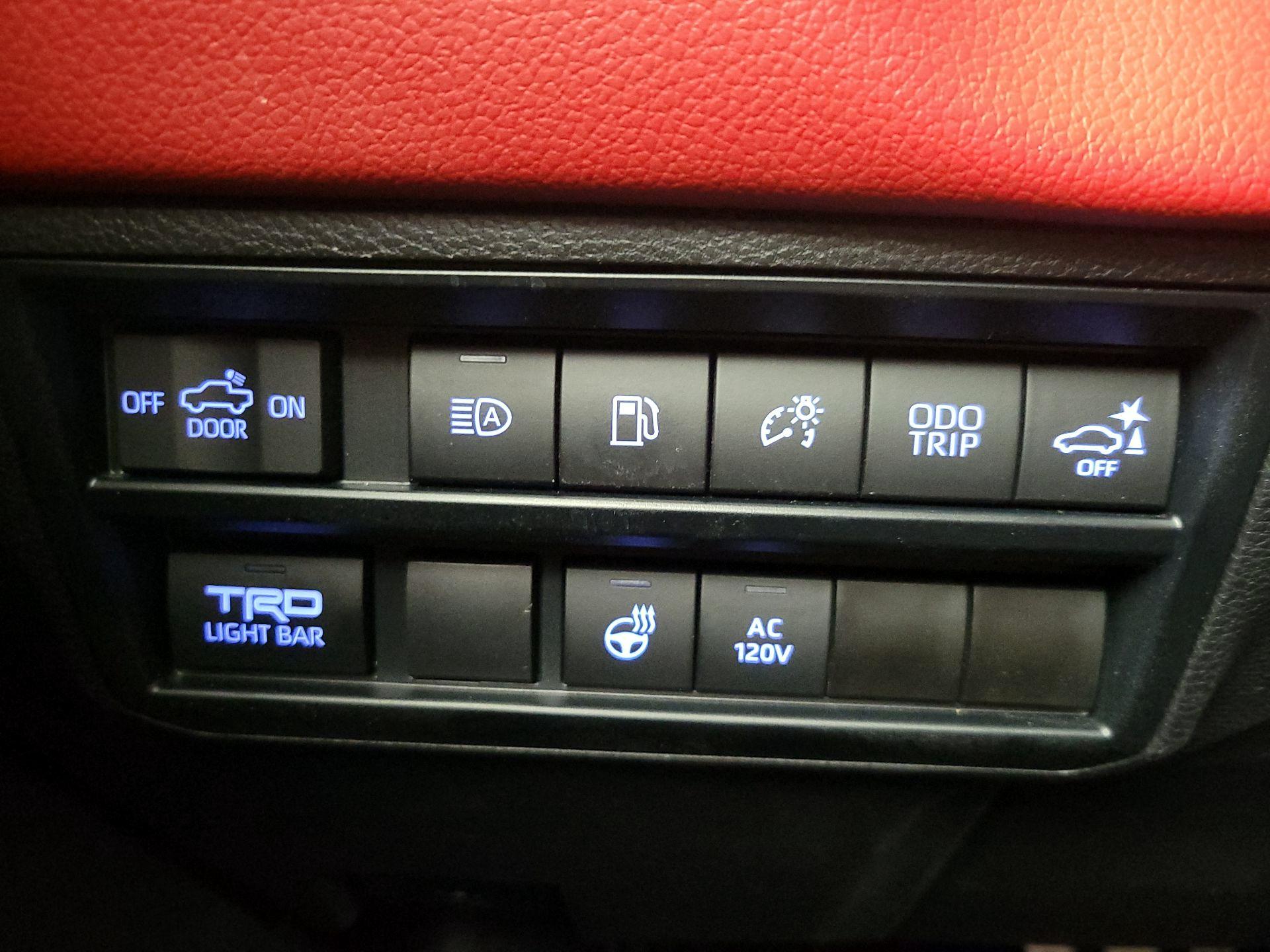 Thumbnail: 2023 Toyota Tundra - 13