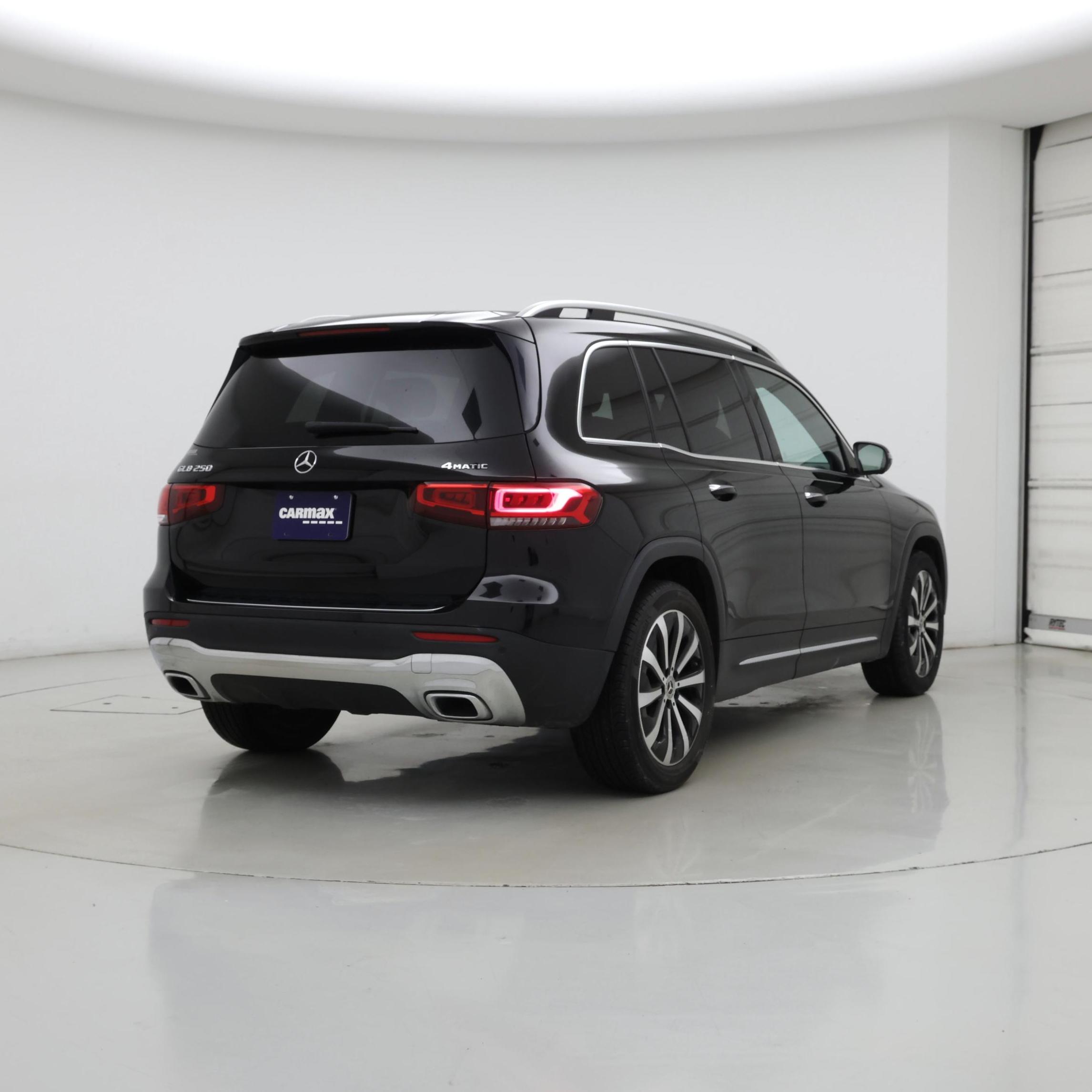 Thumbnail: 2021 Mercedes-Benz GLB - 8