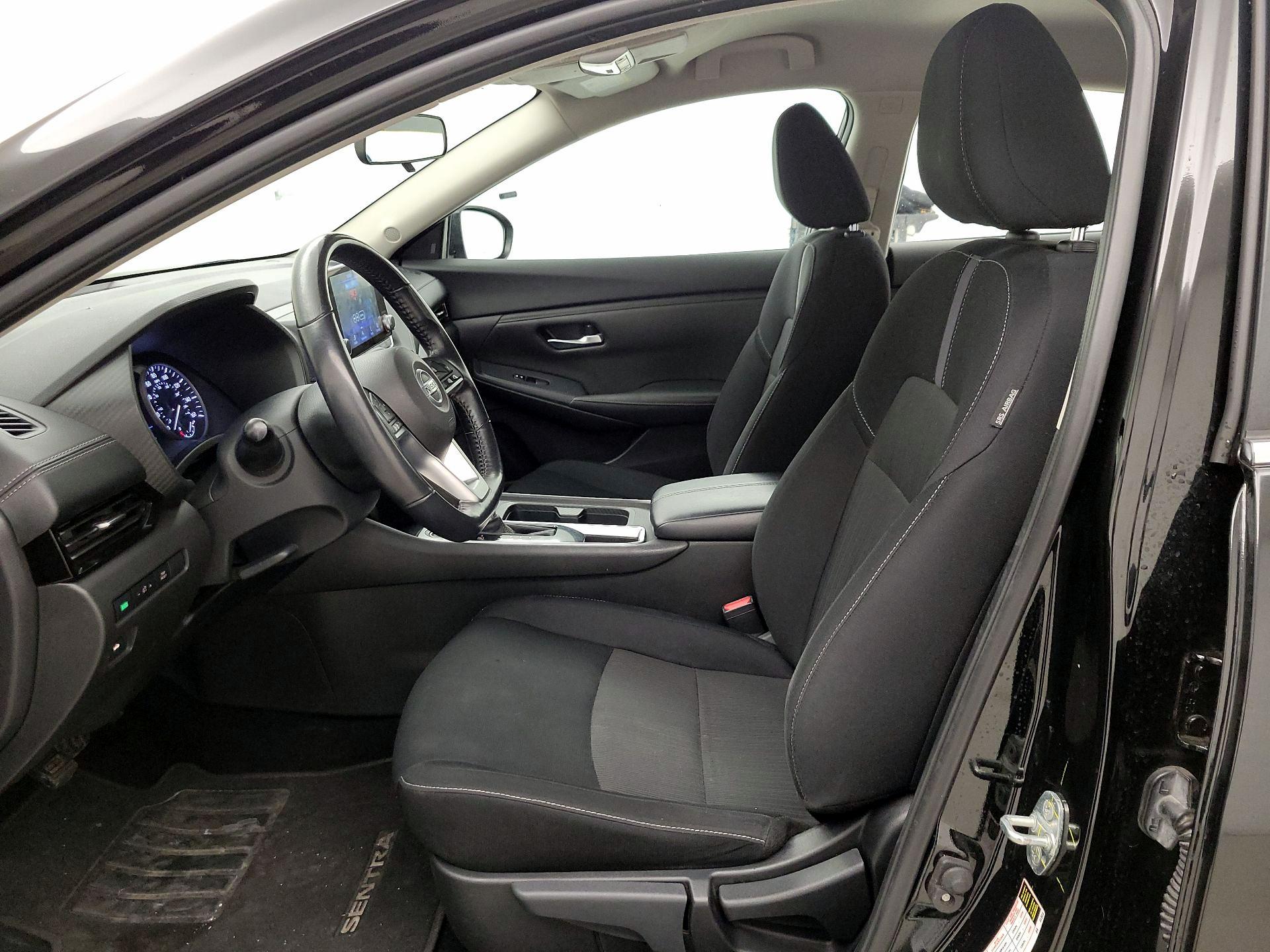 Thumbnail: 2022 Nissan Sentra - 11